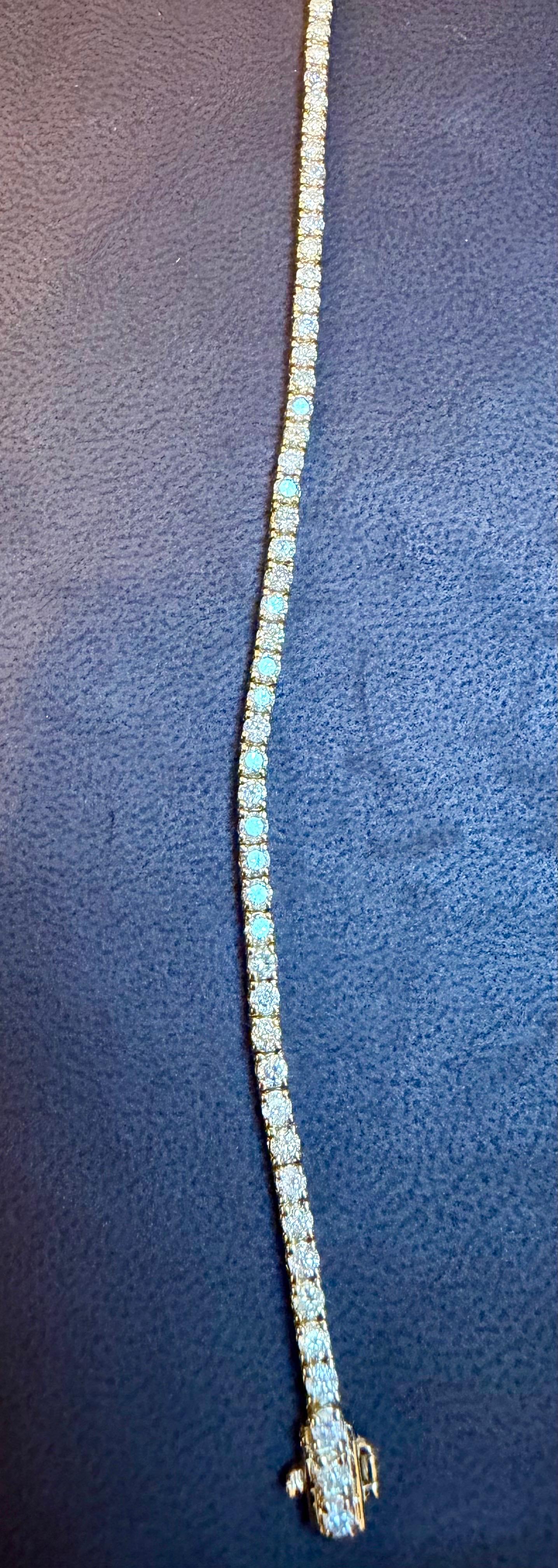 Bracelet de tennis en or jaune avec lignes de diamants ronds 3,85 carats, or jaune 14 K en vente 5