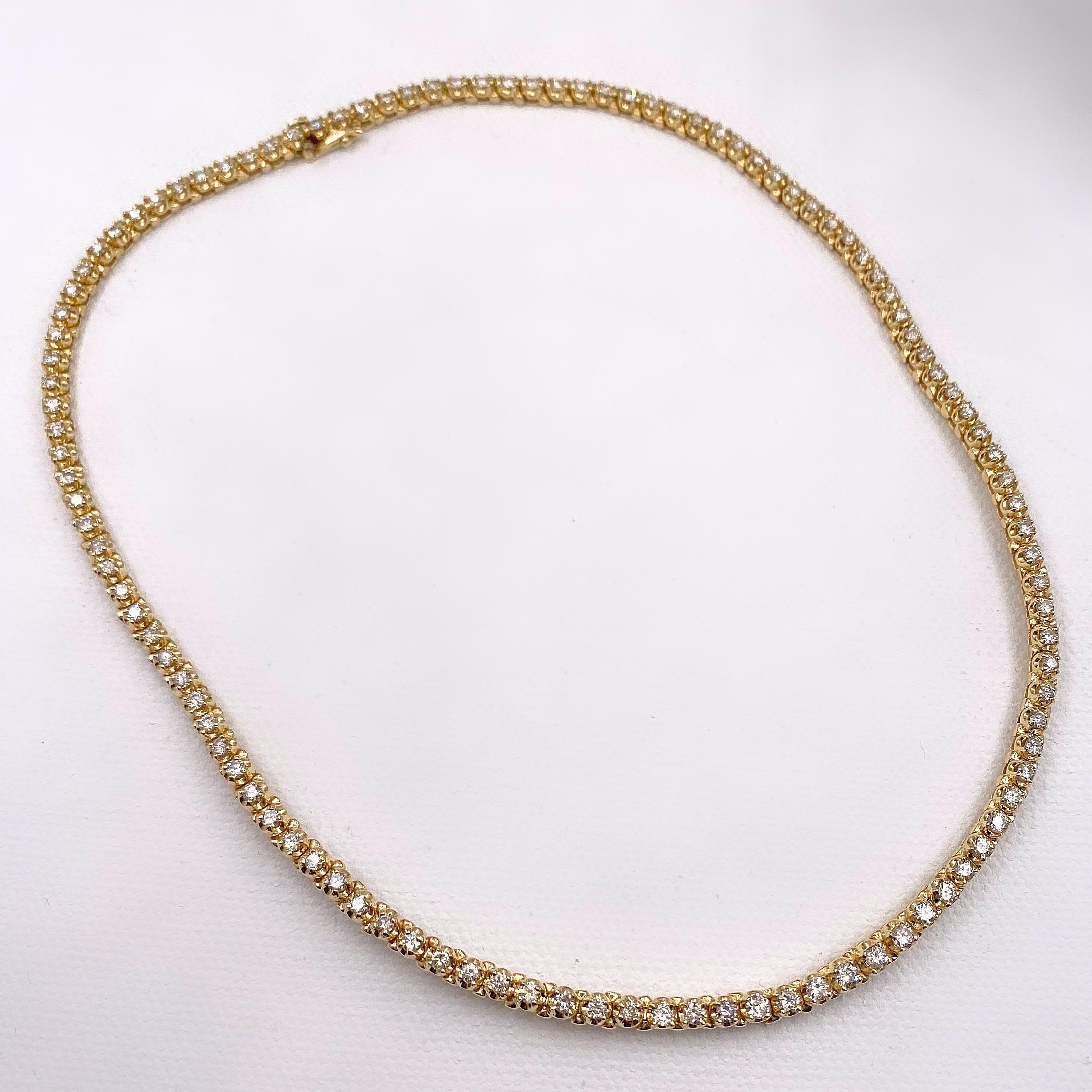 Round Diamond Necklace 5.50 Carat in 18 Karat Yellow Gold 3