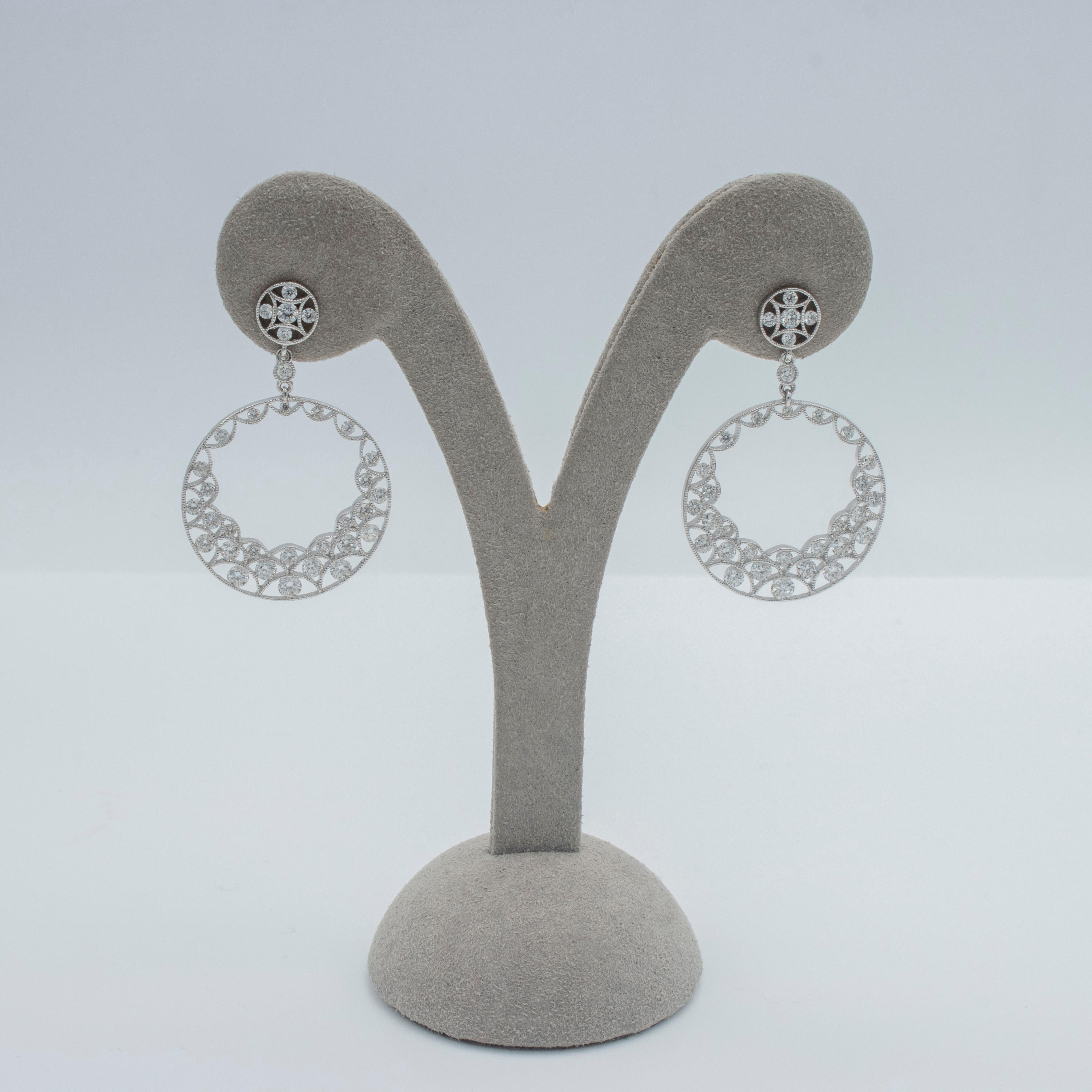 Roman Malakov 2.46 Carats Total Round Diamond Open-Work Circle Dangle Earrings In New Condition For Sale In New York, NY