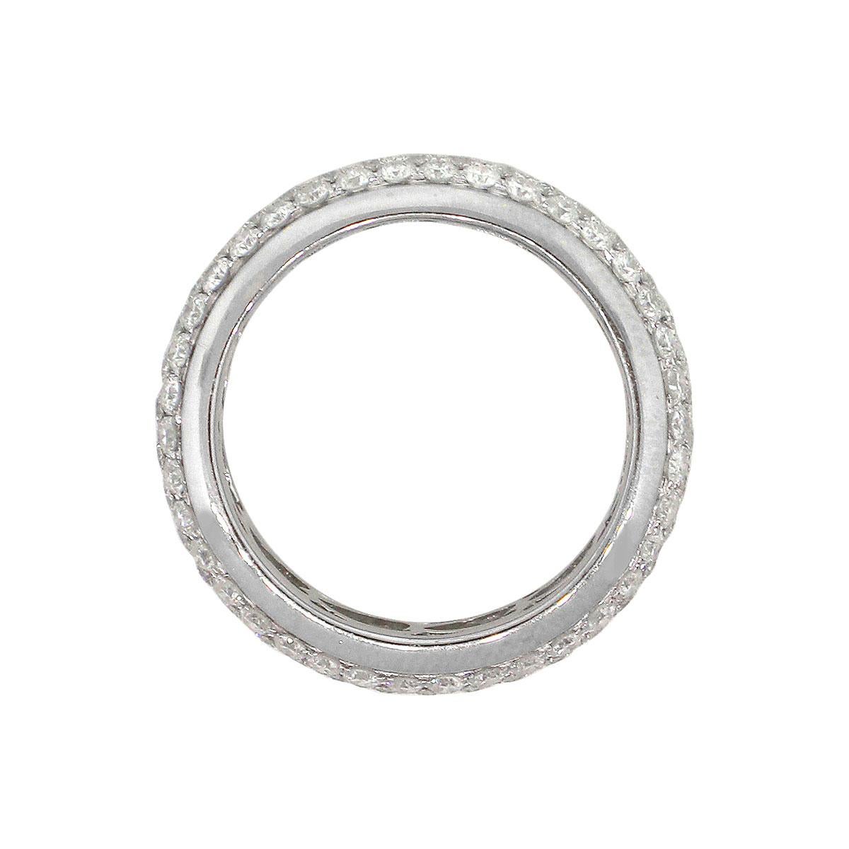 Fascia per l'eternità con diamante rotondo e pavé in vendita 2