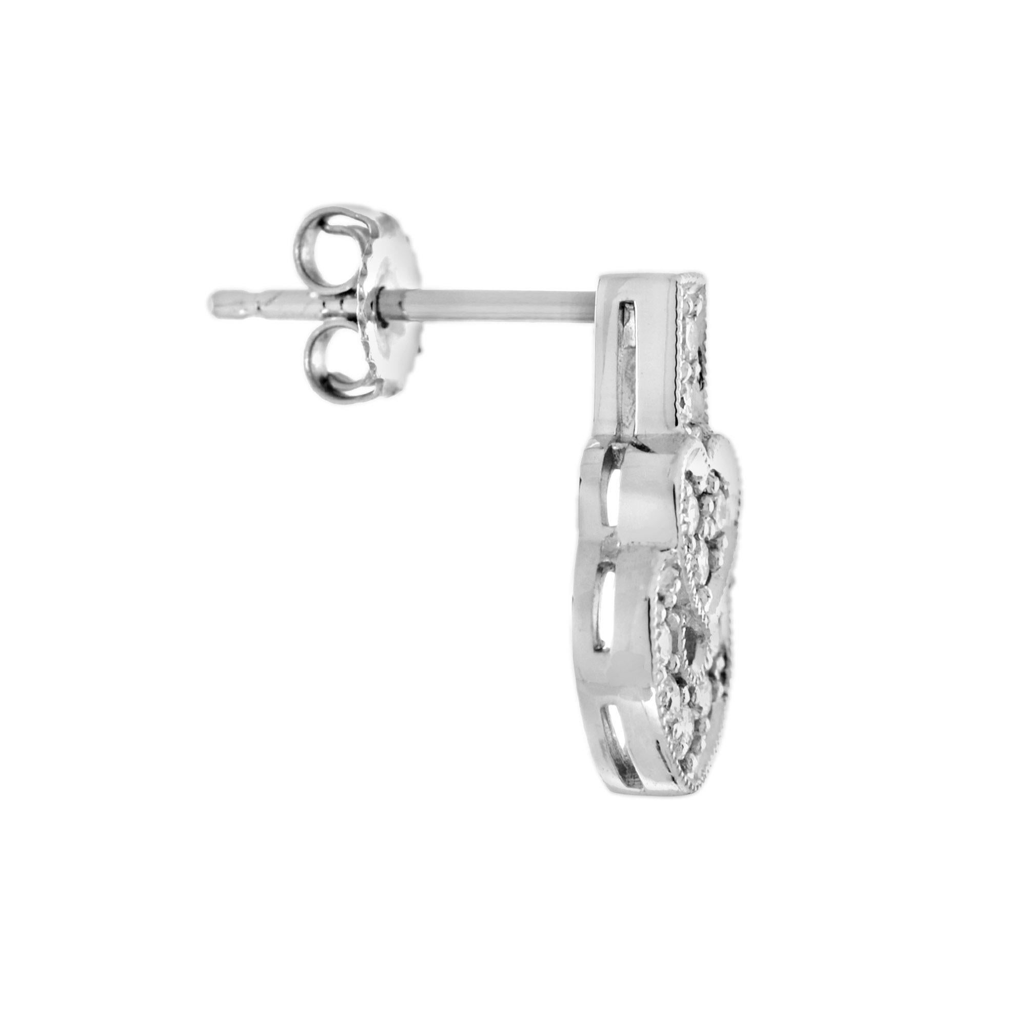 Round Diamond Pave Set Heart Shape Stud 14K White Gold Art Deco Style Earrings Art Decó en venta