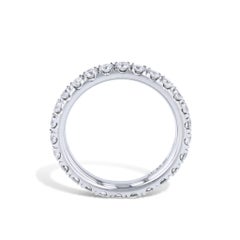 Anello Eternity Band in platino con diamante rotondo