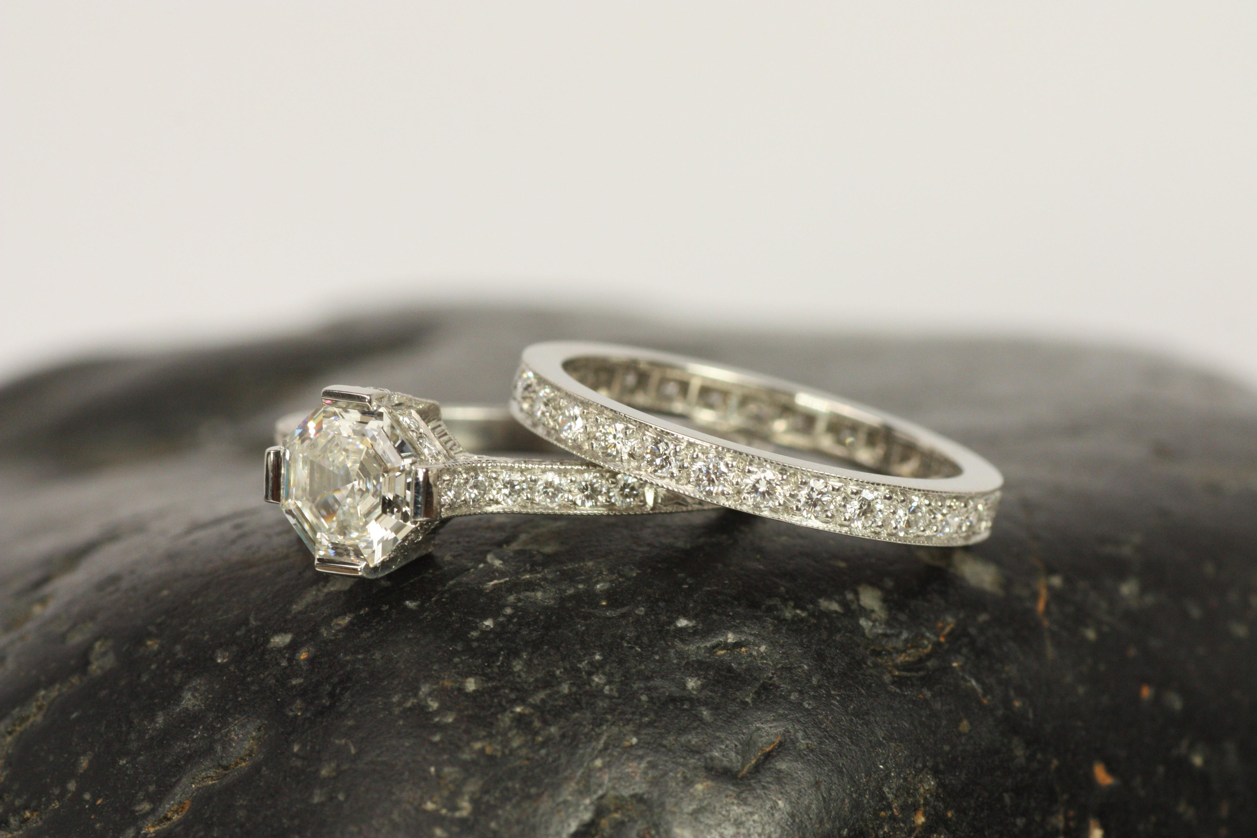 Round Cut Round Diamond Platinum Eternity Wedding Band For Sale