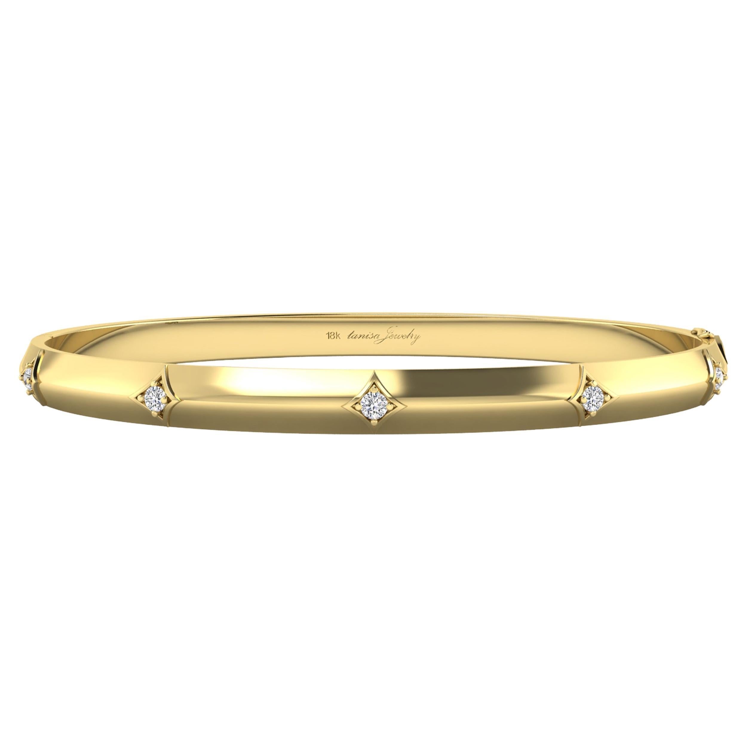 Round Diamond Reign Bangle in 18 Karat Yellow Gold For Sale