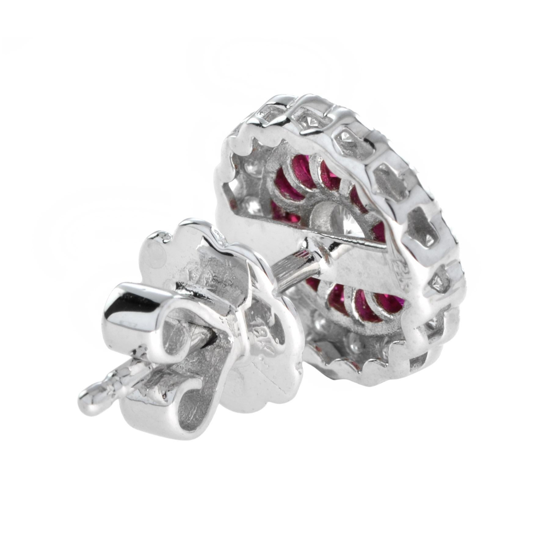 Round Diamond & Ruby Art Deco Style Floral Halo Set Stud Earrings (Art déco) im Angebot