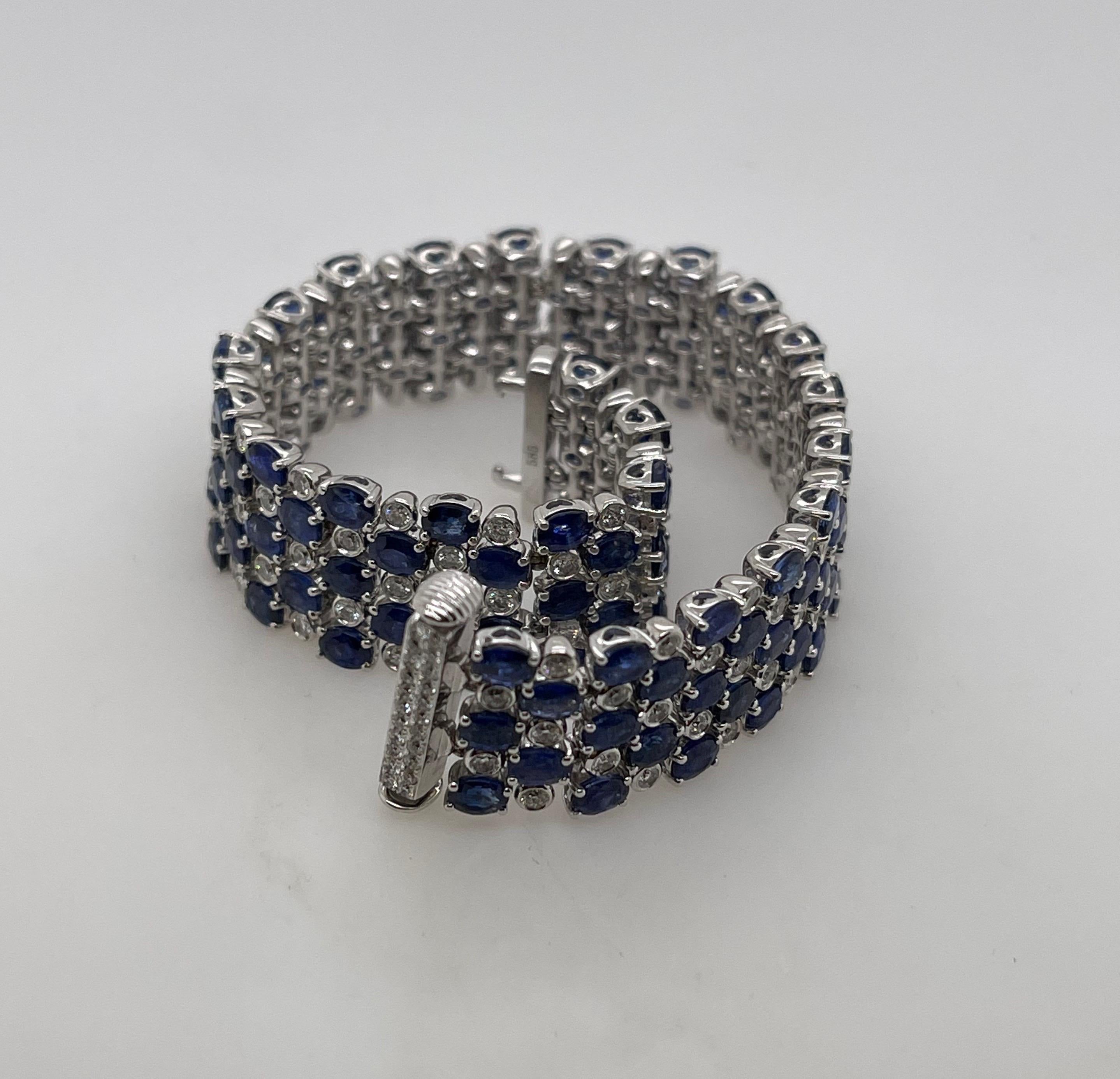 Women's Round Diamond & Sapphire Bracelet For Sale