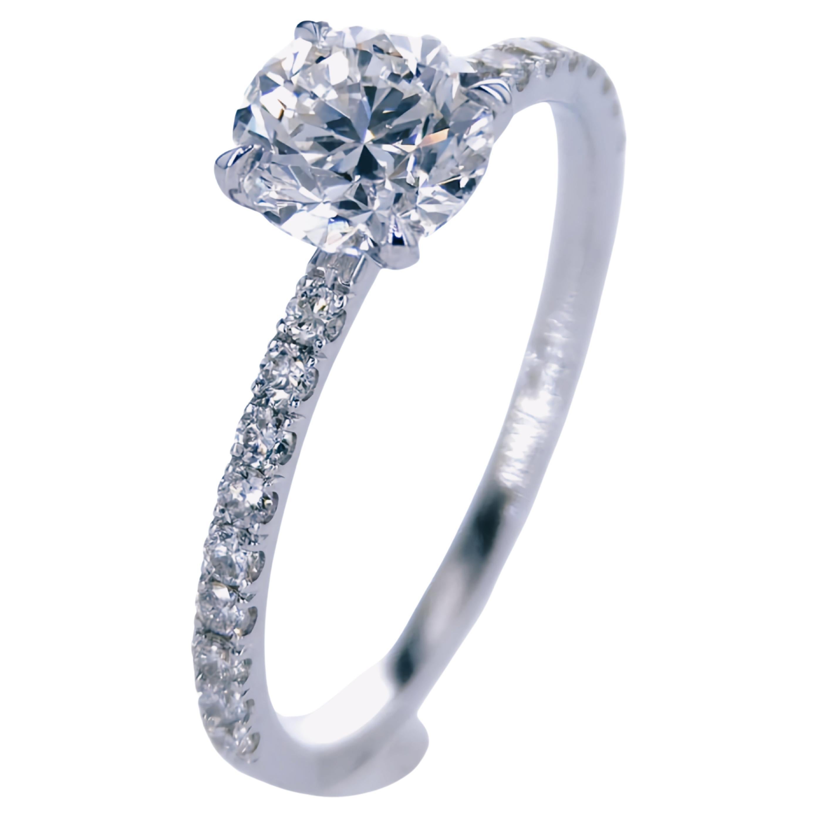 Round Diamond Solitaire Engagement Ring For Sale