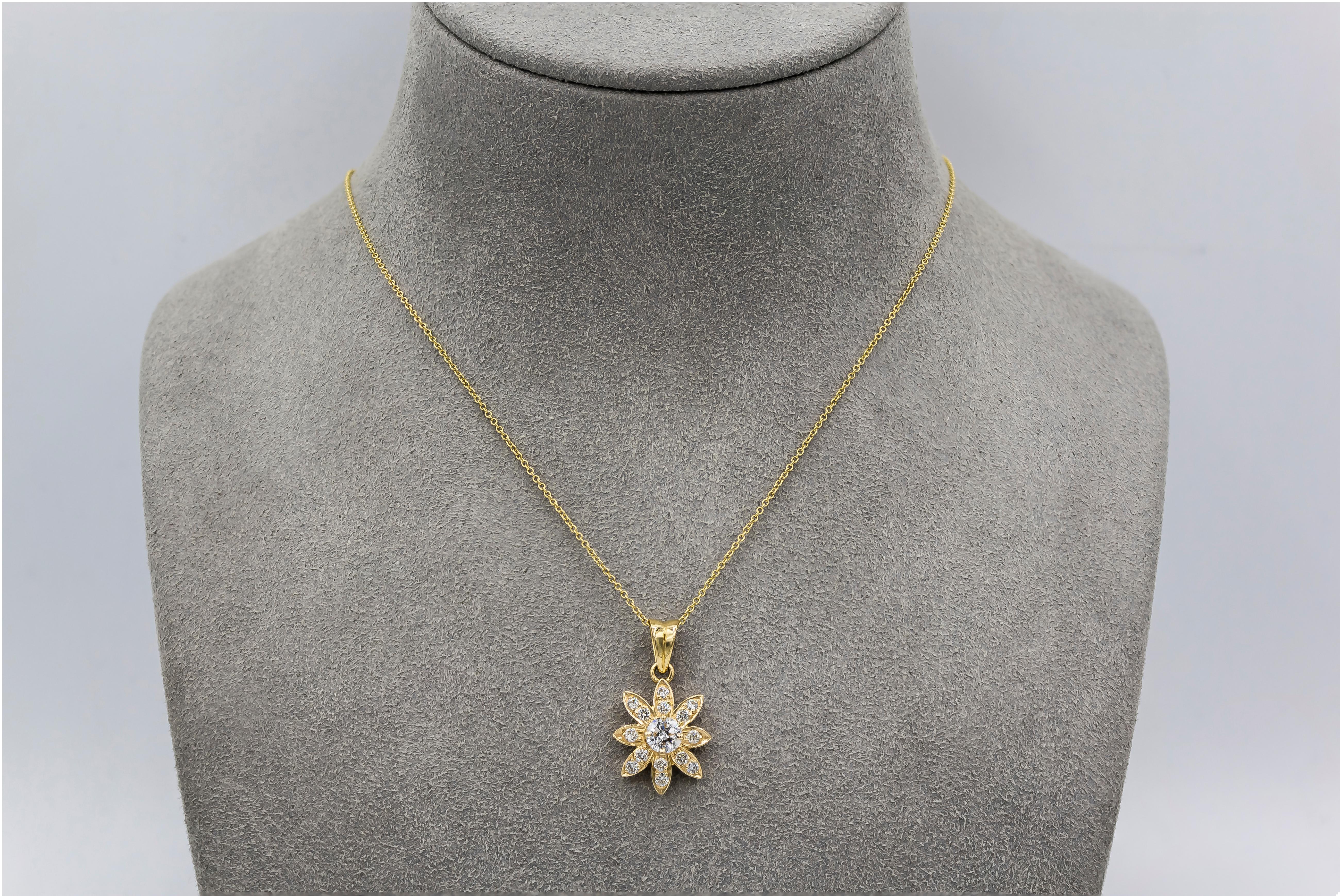 Roman Malakov 0.84 Carat Round Brilliant Cut Diamond Starburst Pendant Necklace In New Condition For Sale In New York, NY