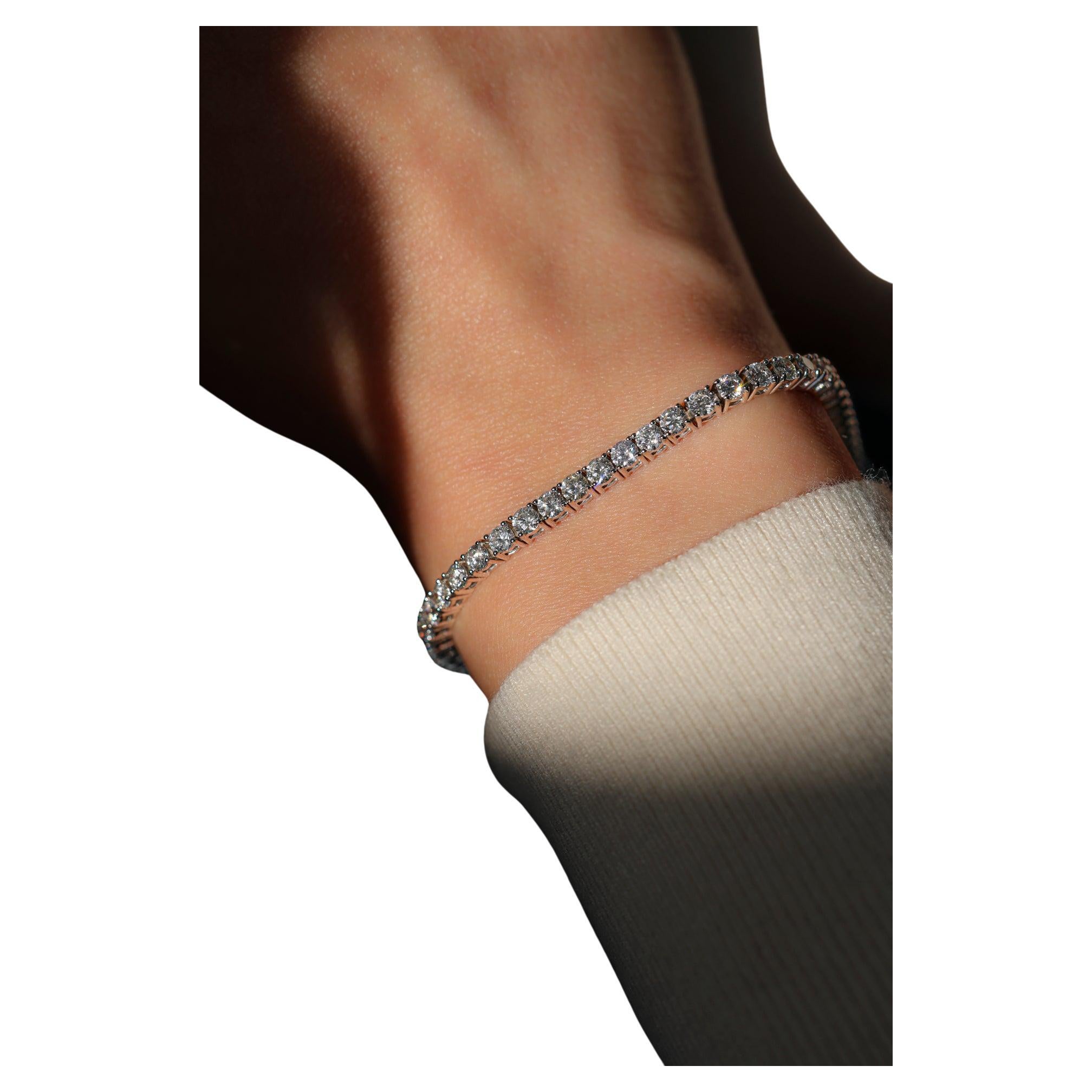 Bracelet tennis avec diamants ronds de 5,71 carats