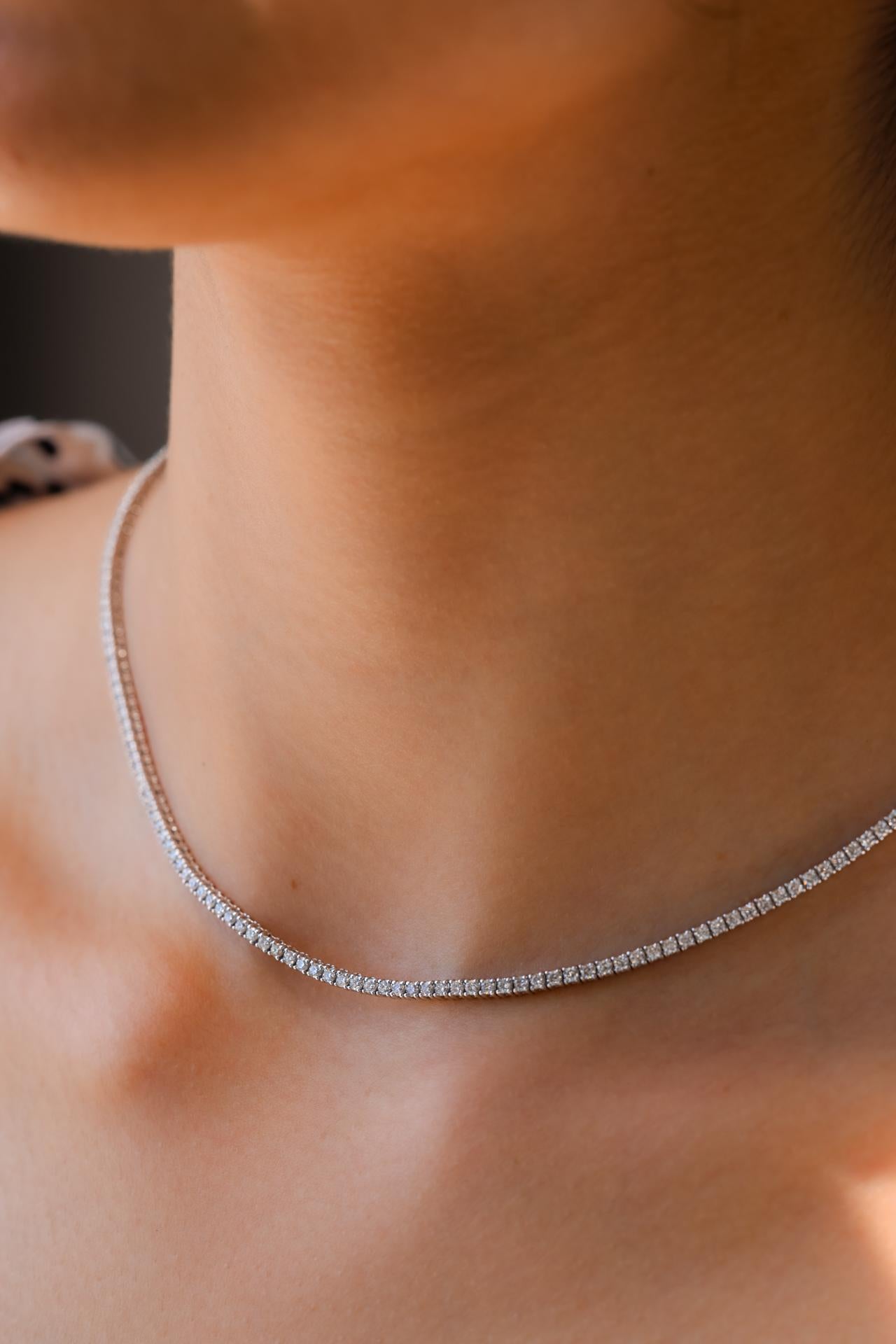 Collier tennis avec diamants ronds de 4,20 carats Neuf - En vente à Los Angeles, CA