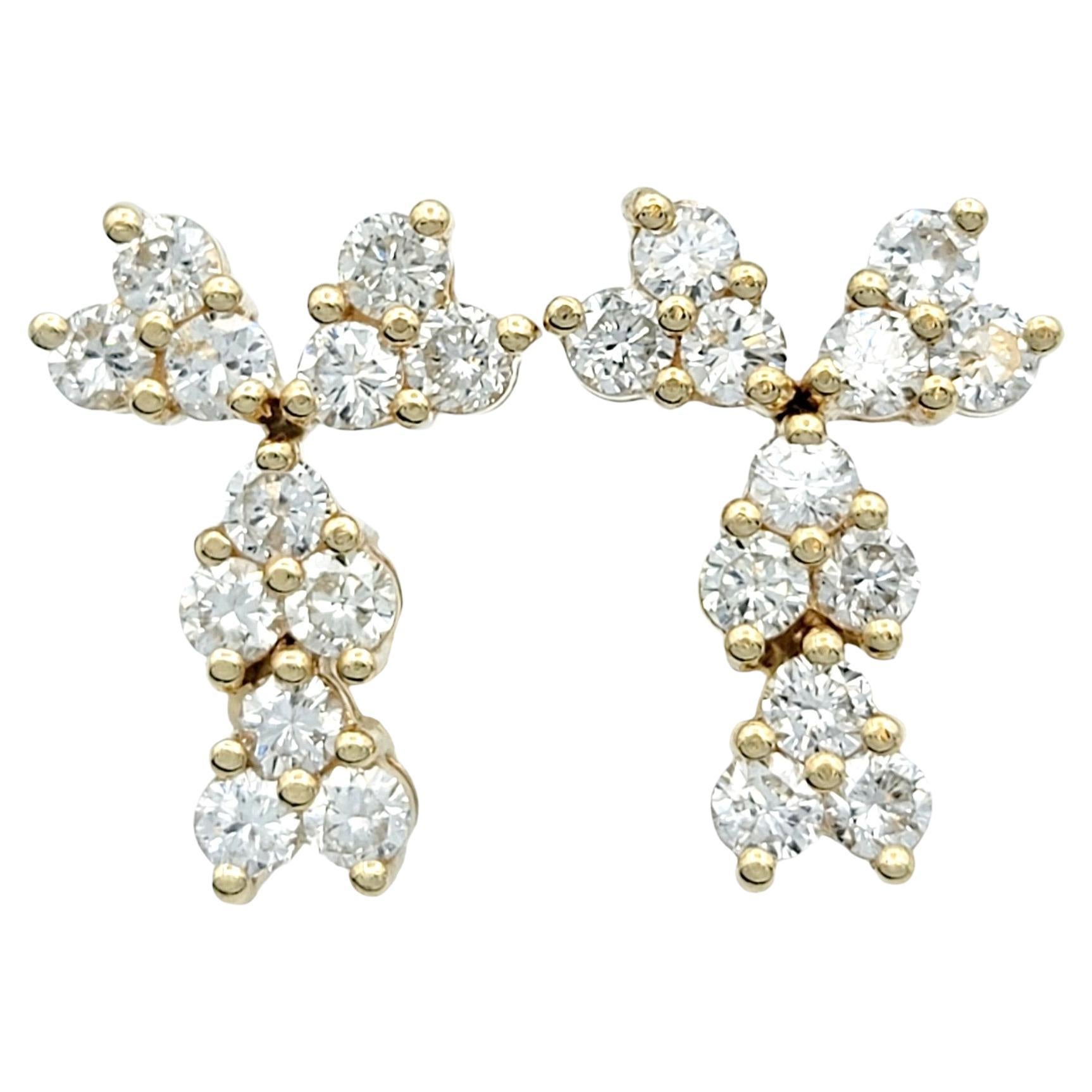 Boucles d'oreilles pendantes en or jaune 14 carats avec trio de diamants ronds en forme de grappe