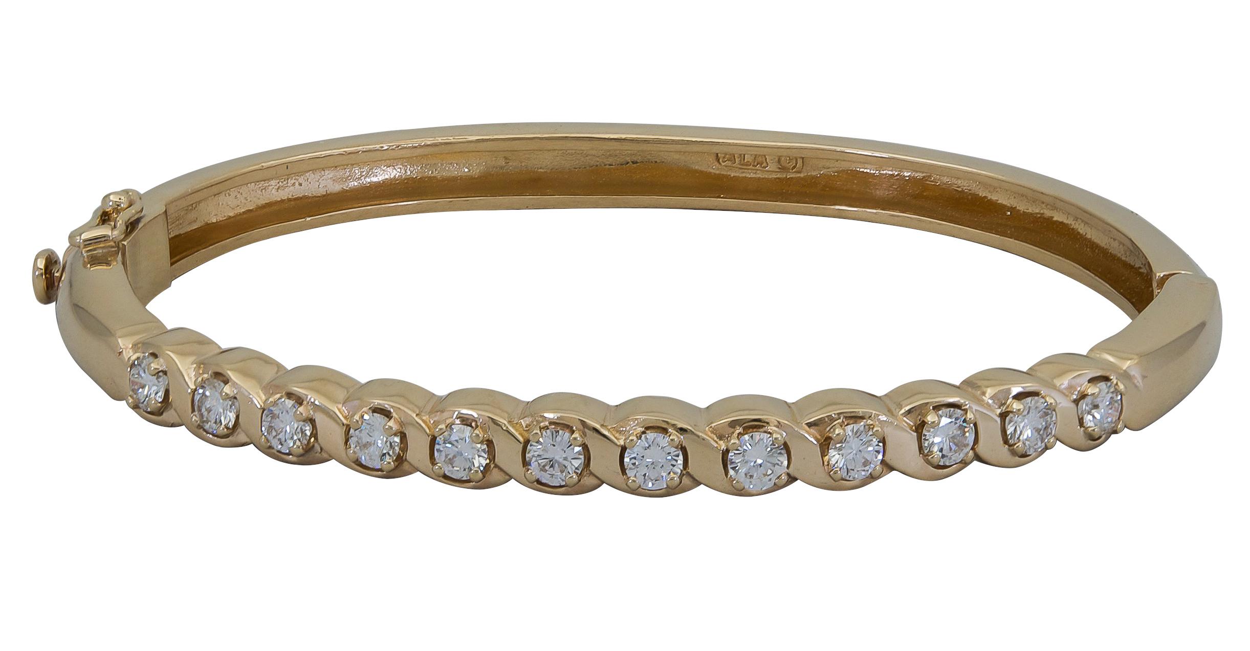 Runder Diamant-Verdrehter Armreif aus 18 Karat Gelbgold (Zeitgenössisch)