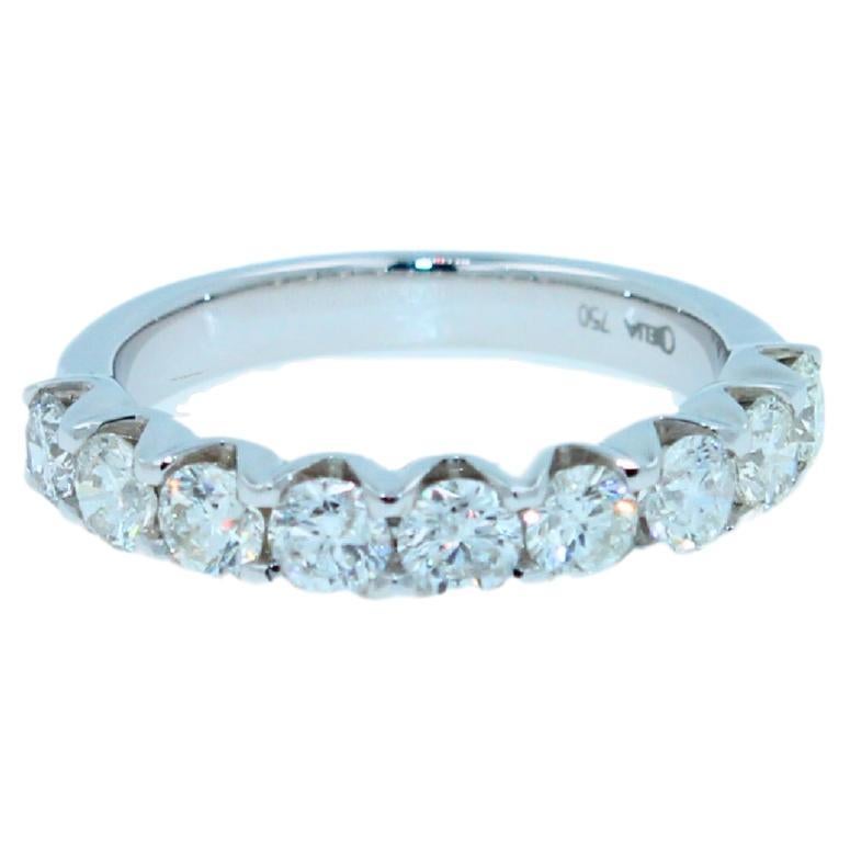2.00 Carats of GH/VS Diamonds
Very Brilliant & Sparkly Diamonds
18K White Gold
Great Value
Size 6.5 - Resizable Upon Request