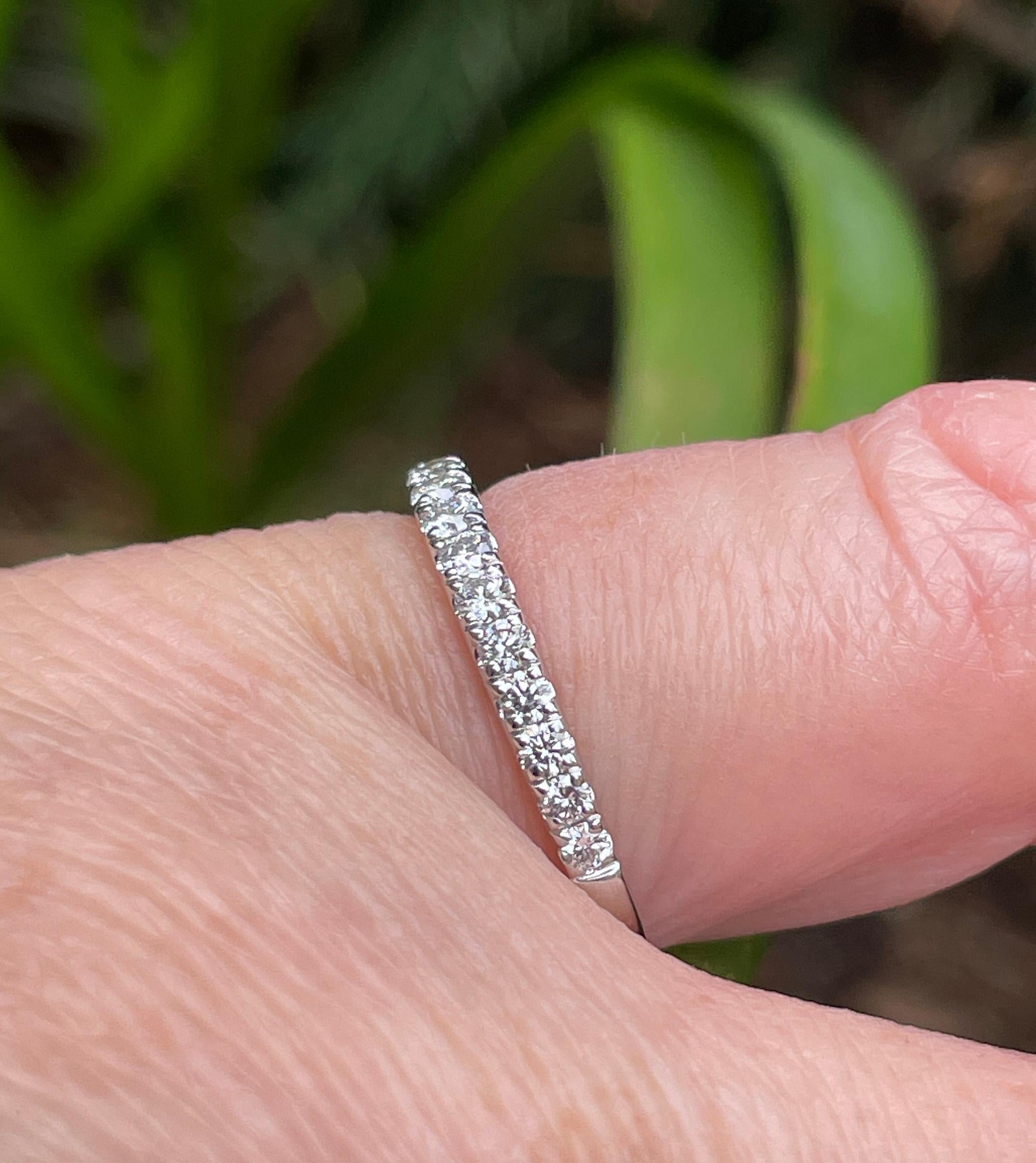 Diamond Wedding Band .55ct Round Diamonds Pave 14k White Gold Ring Stackable Anniversary Band
A GORGEOUS, Delicate thread of scalloped pavé set diamonds encircles the finger in this exceptionally thin diamond ring. It is the perfect complement to