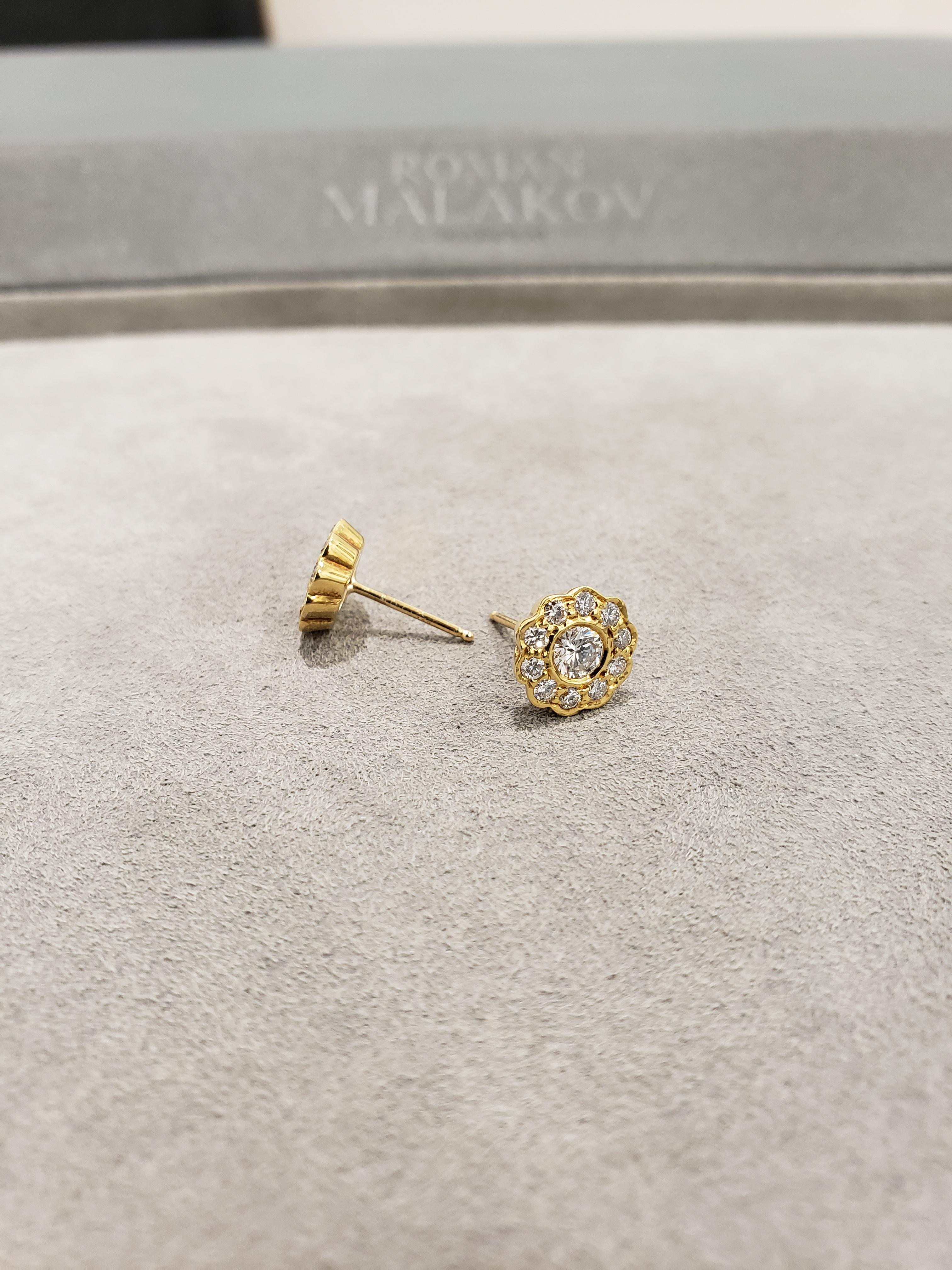 Contemporary Roman Malakov, Round Diamond Yellow Gold Flower Earrings