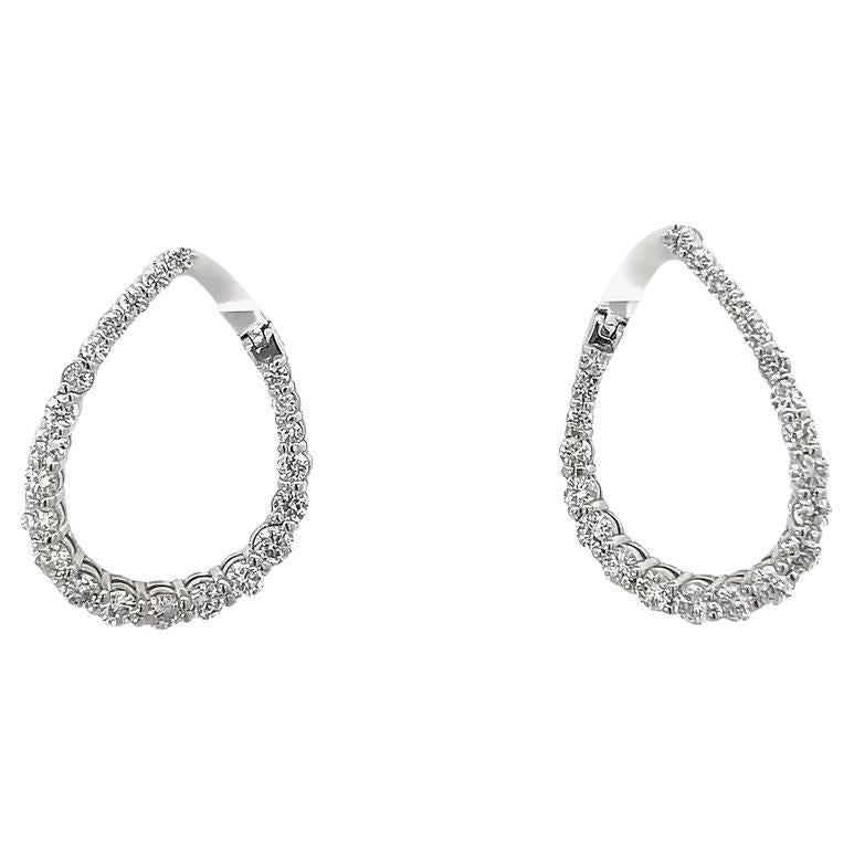 Runde Diamanten 2,55 Karat in 14K Weißgold Ohrringe mit Hebelverschluss im Angebot