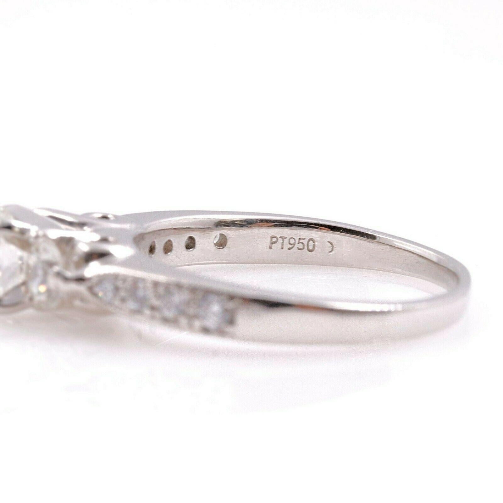 Runder Diamant-Dreistein-Verlobungsring 1,00 Karat in Platin im Zustand „Hervorragend“ im Angebot in San Diego, CA