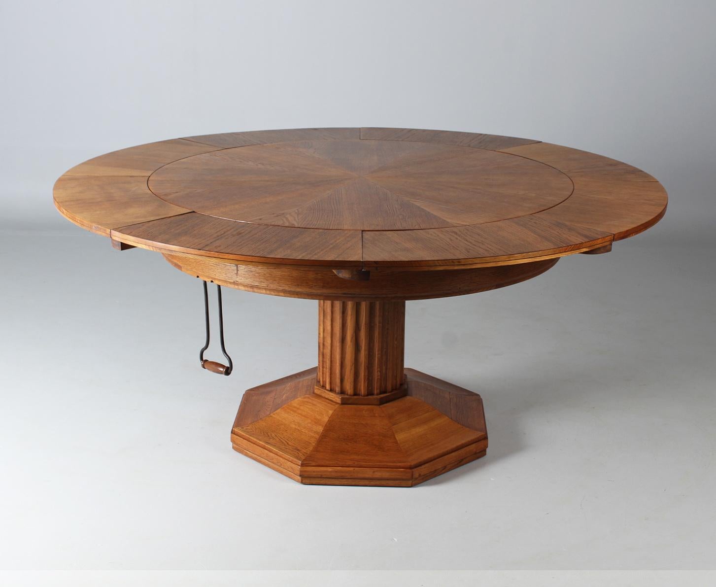 Art Deco Round Dining Room Table with Special Enlarging Mechanism, Oak, 1920s