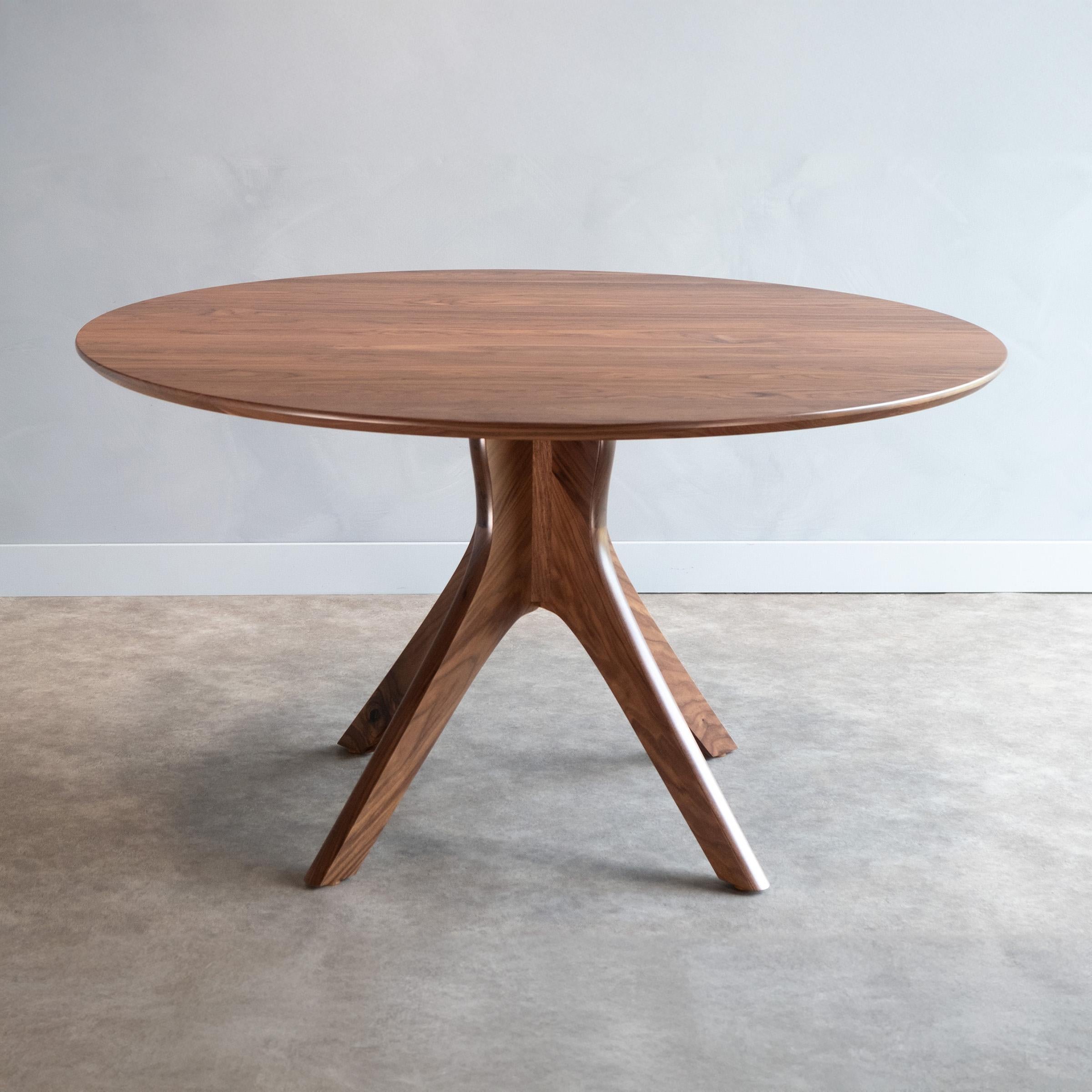Round Dining Table 54