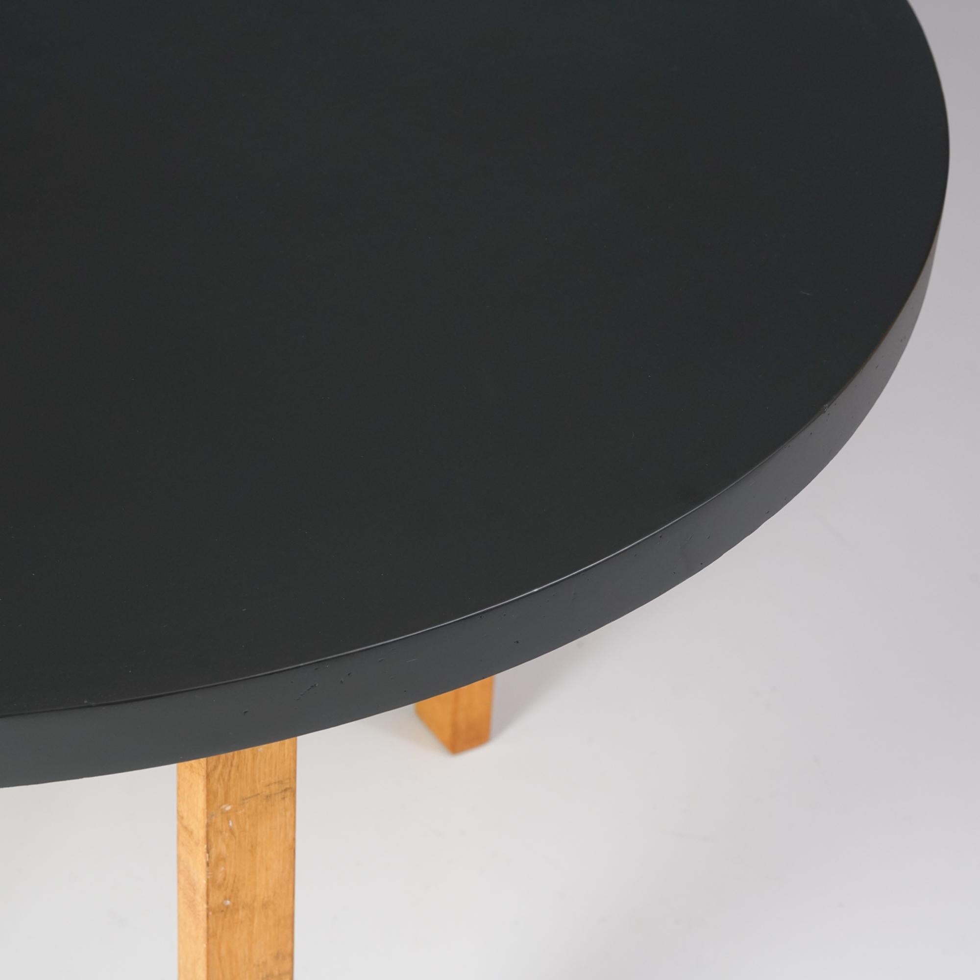 Finnish Round Dining Table, Alvar Aalto, Oy Huonekalu- ja Rakennustyötehdas Ab, 1950s For Sale