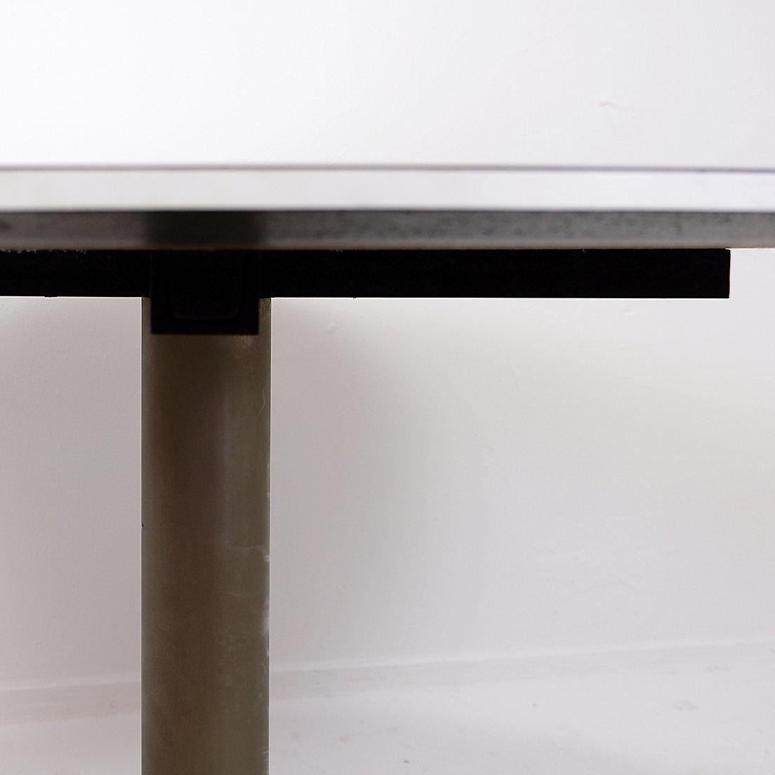 Metal Round dining table By Alfred Hendrickx for Belform - Circa 1960 For Sale