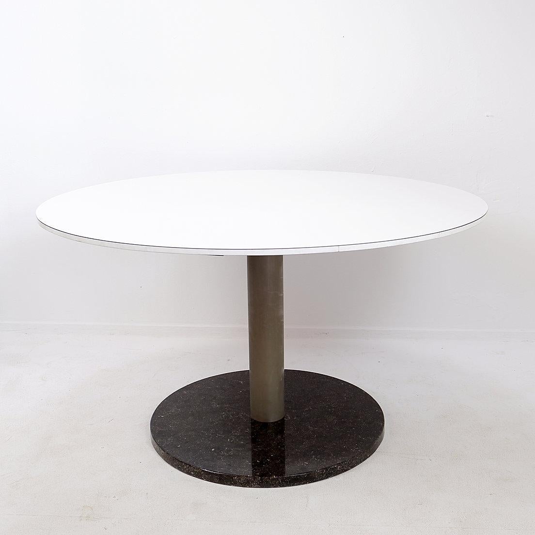 Round dining table By Alfred Hendrickx for Belform - Circa 1960 For Sale 1