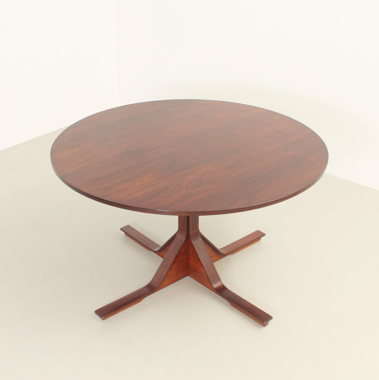 Round Dining Table by Gianfranco Frattini for Bernini, Italy, 1960 6