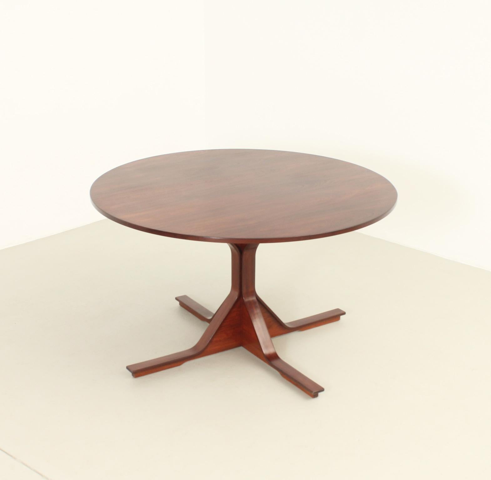 Mid-Century Modern Round Dining Table by Gianfranco Frattini for Bernini, Italy, 1960