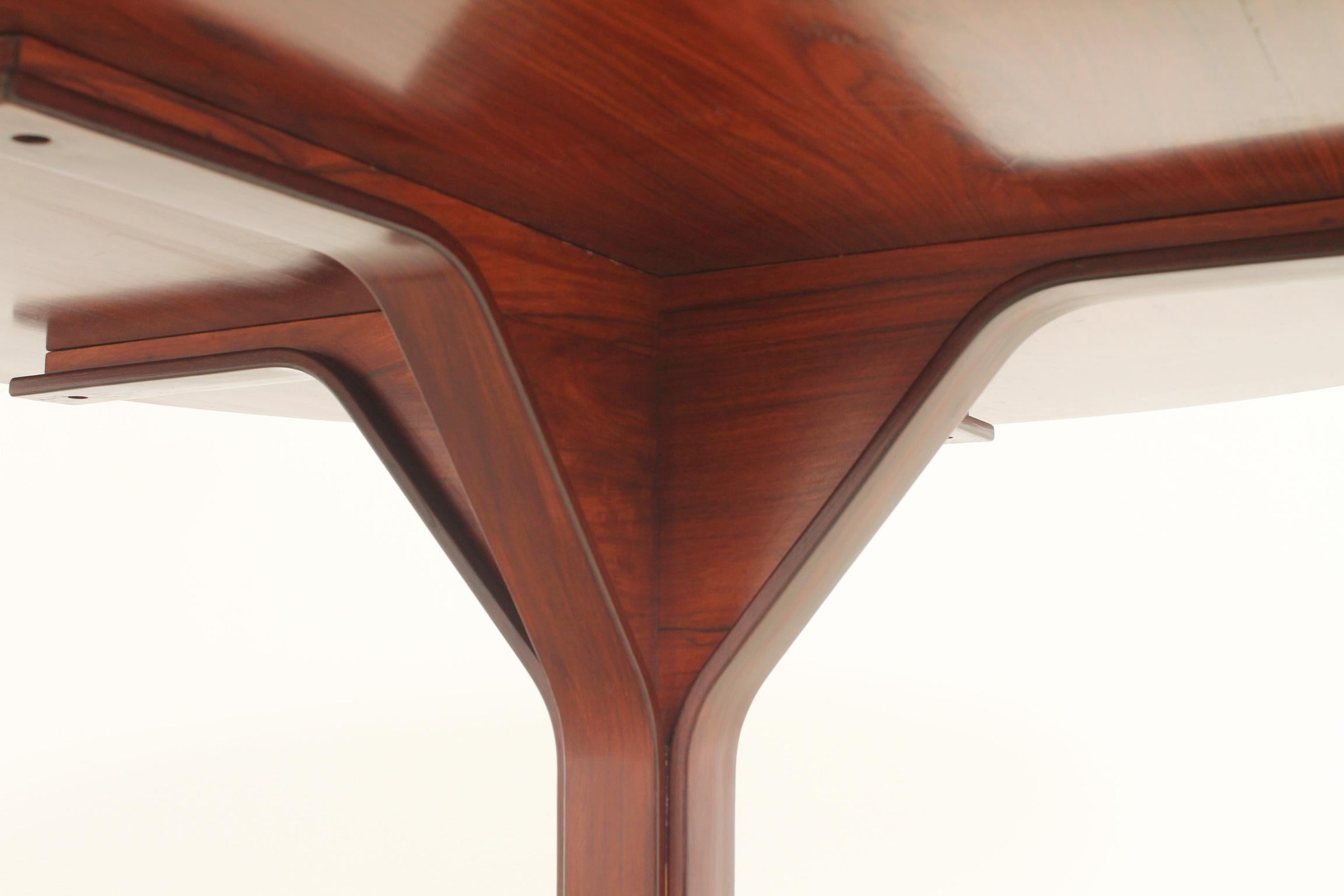 Mid-20th Century Round Dining Table by Gianfranco Frattini for Bernini, Italy, 1960