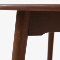 Round Dining Table by Hans J. Wegner For Sale at 1stDibs