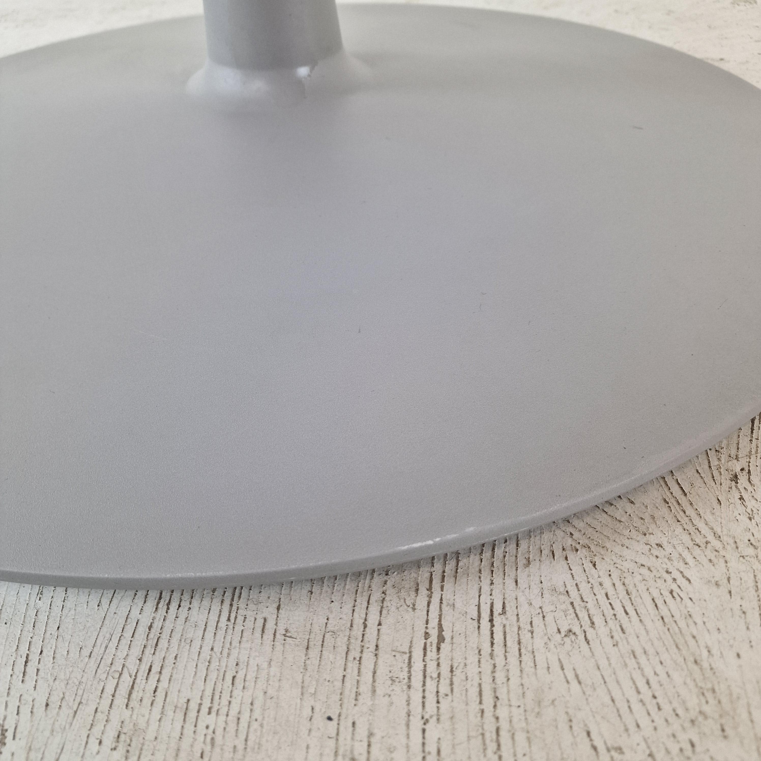Round Dining Table by Pierre Paulin for Artifort For Sale 11