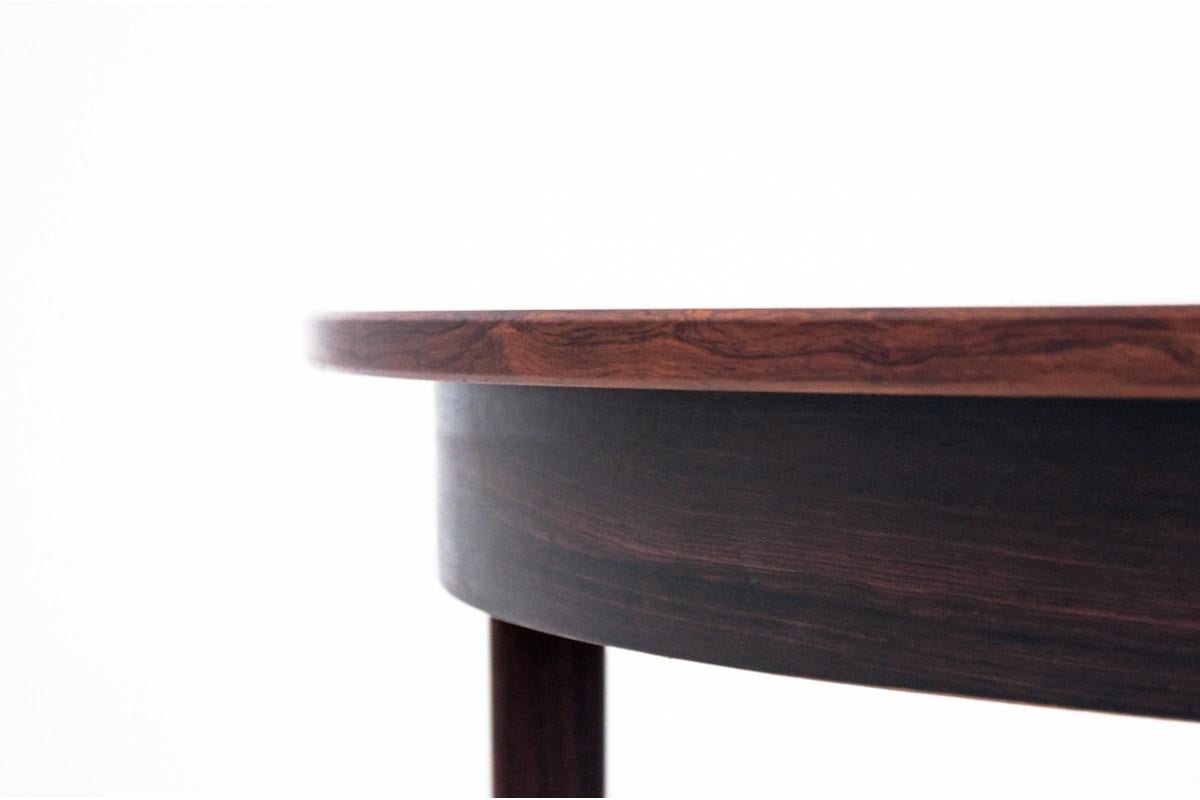 Wood Round dining table, Denmark, 1960s. For Sale