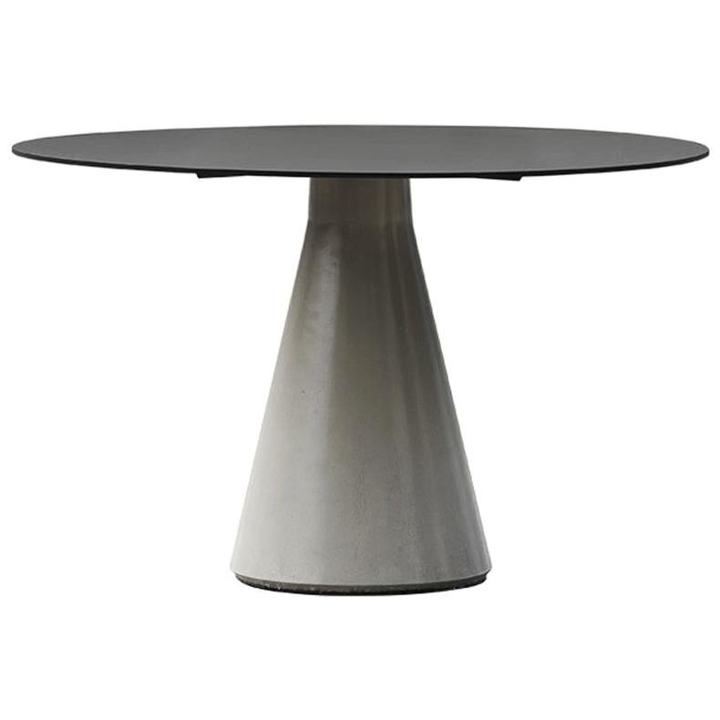 Table à manger ronde "DING" en béton et aluminium