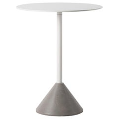 Round Dining Table 'DING' Made of Concrete and Aluminum 'White'