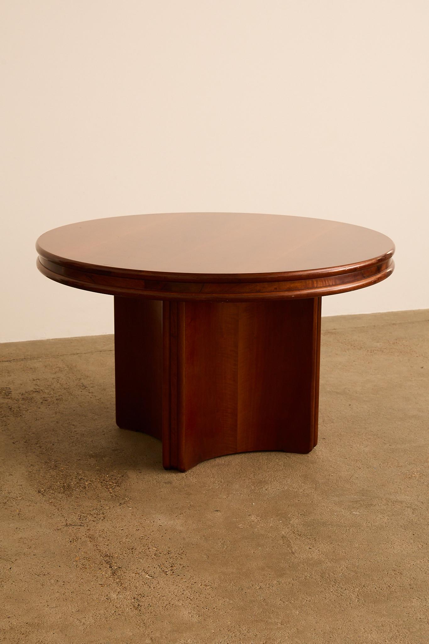 italien Table à manger ronde en vente