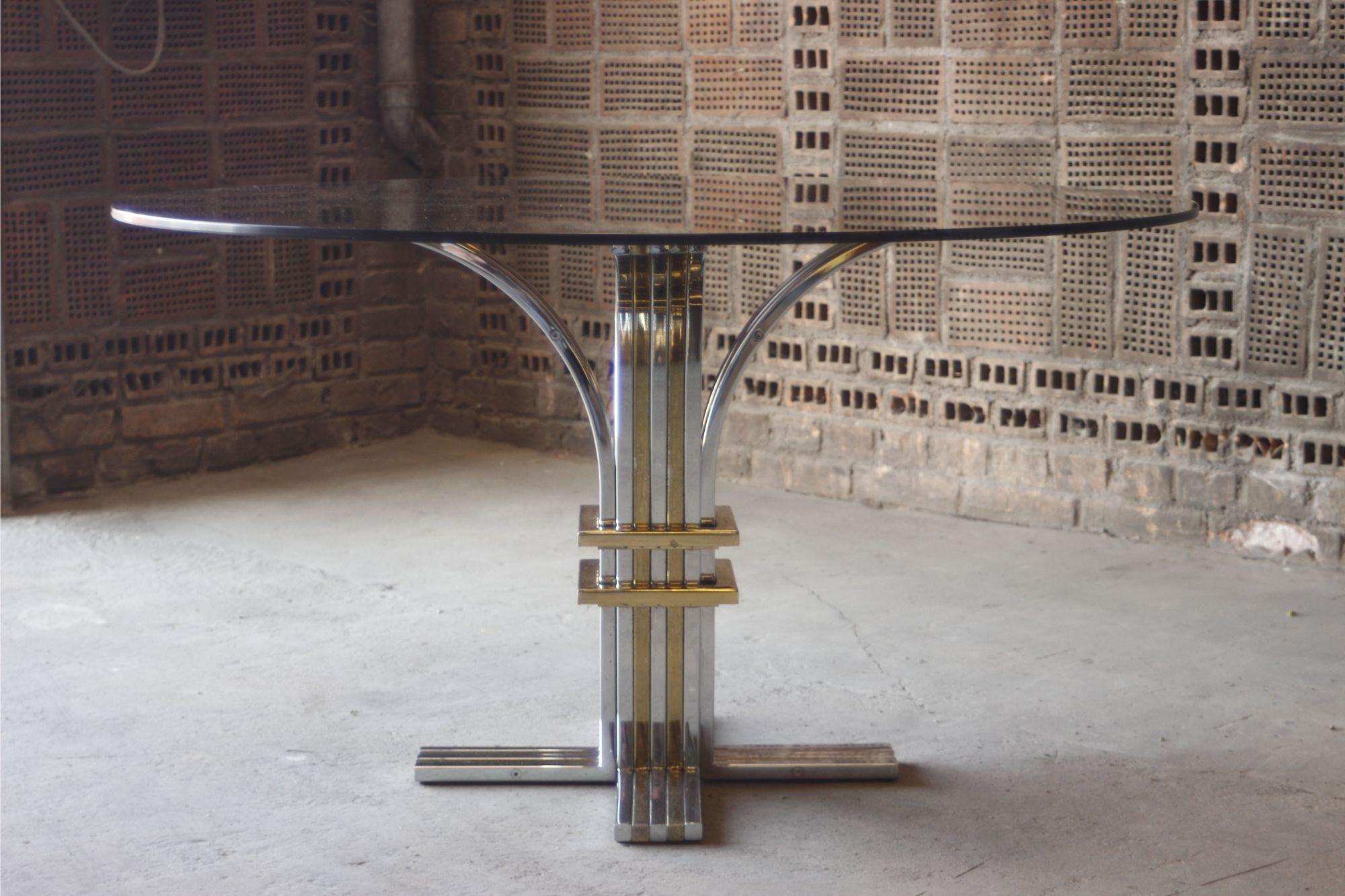 Round dining table in chromed and gilded steel by Banci Firenze, Italy 1970s For Sale 4
