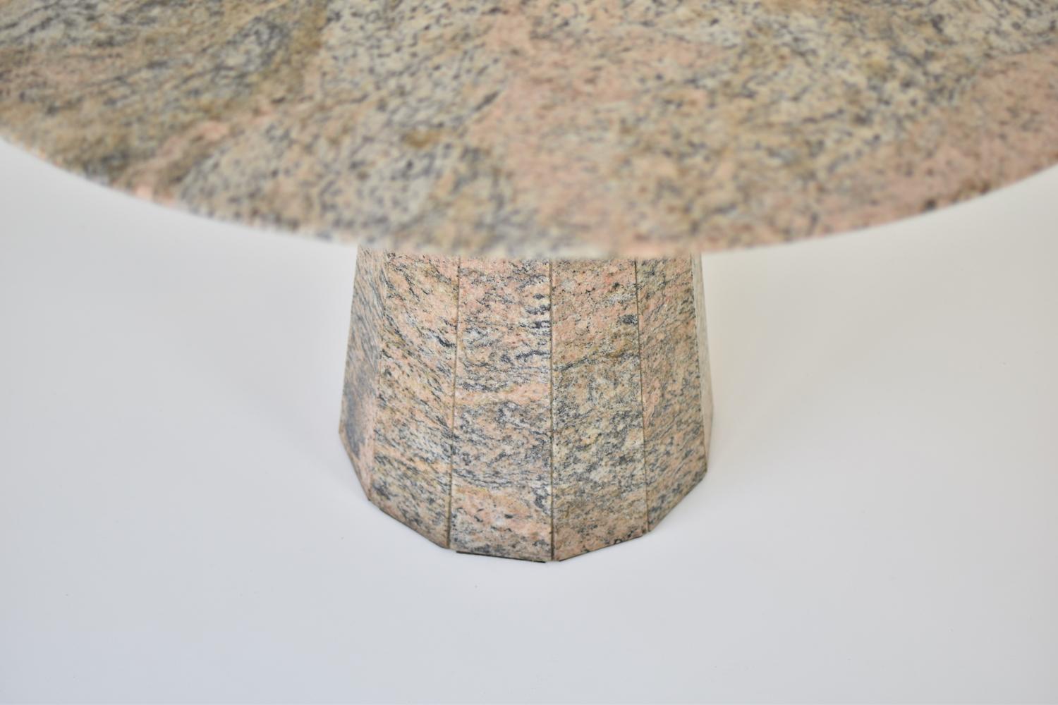 Mid-Century Modern Round Dining Table in Granite from the 1970s