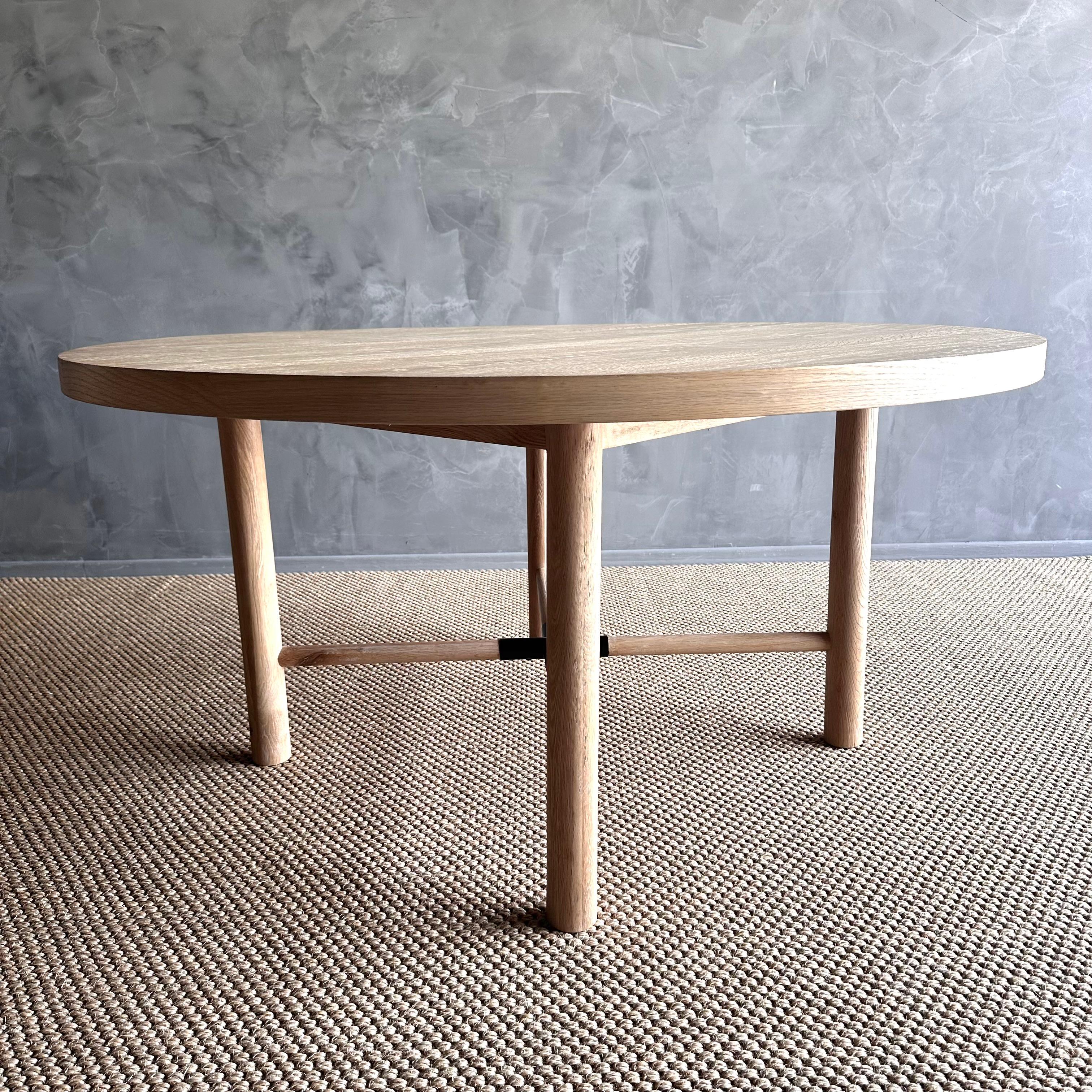 Round Dining Table in Natural White Oak Finish For Sale 4