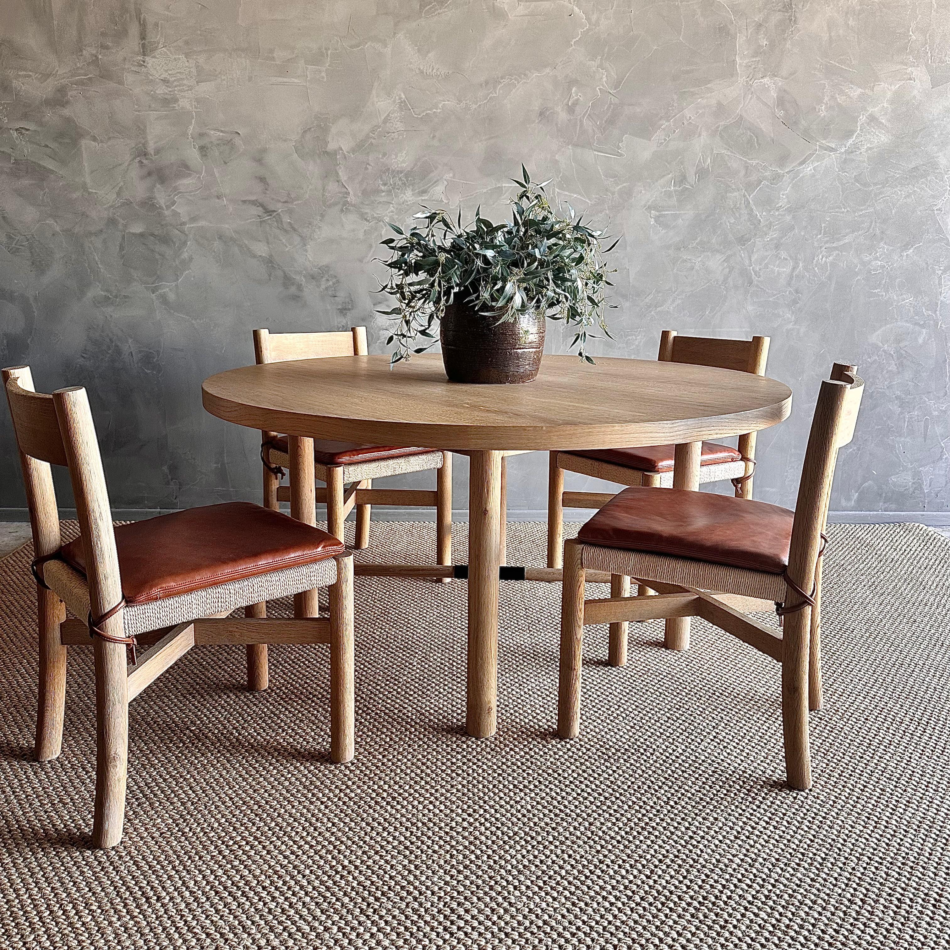 Round Dining Table in Natural White Oak Finish For Sale 7