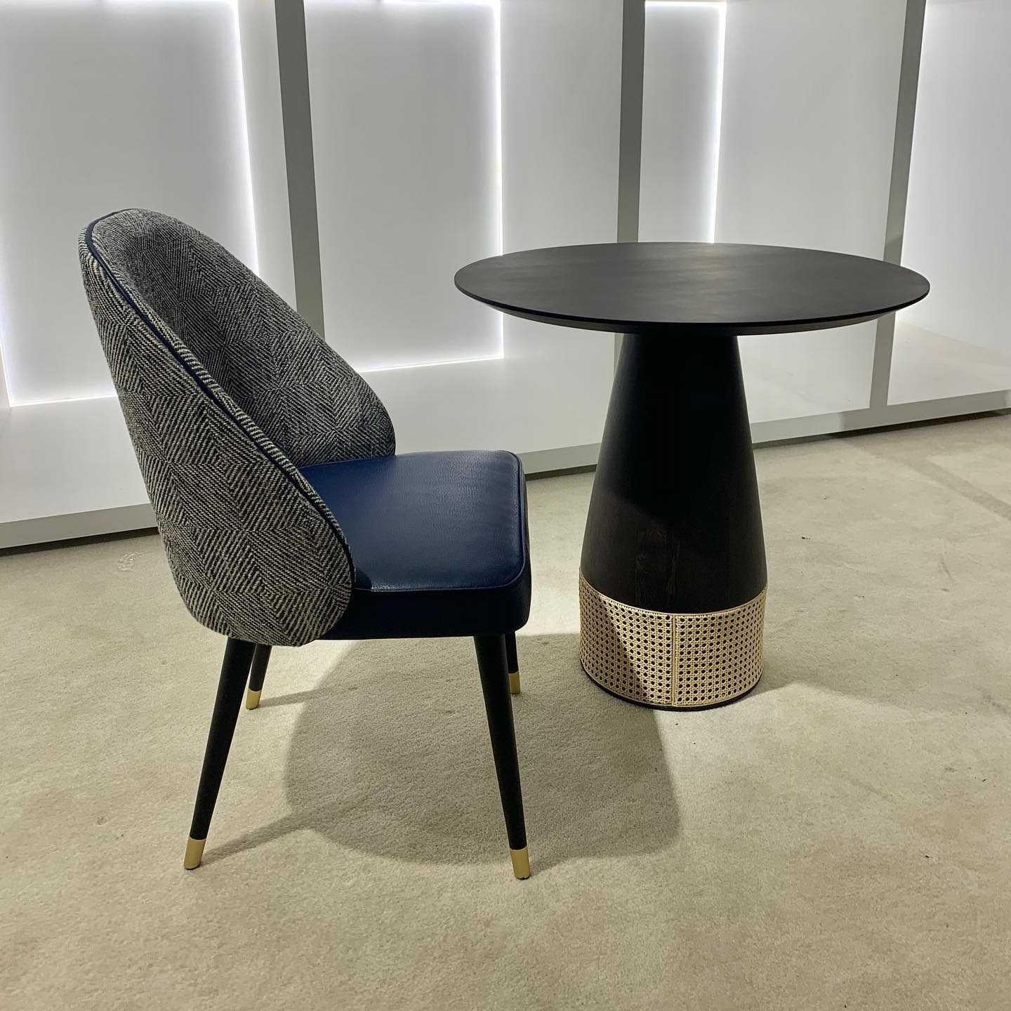 Portuguese Round Dining Table In Olive Lacquer w Rattan Detailing - Mondo Design Studio For Sale