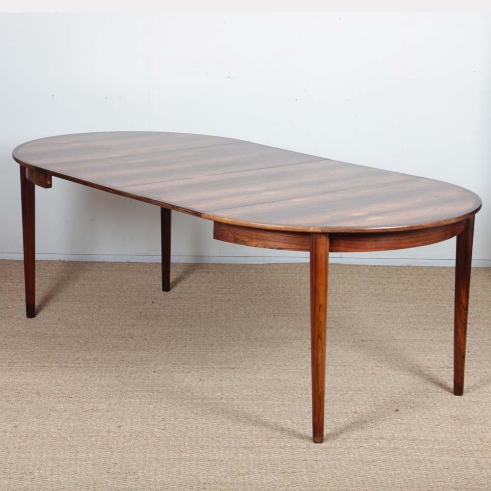 Round dining table in palissander by Johannes Andersen, 1960s For Sale 3