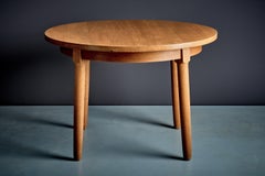 Round Dining Table in Solid Oak in the manner of Hans Wegner, Denmark 1960s