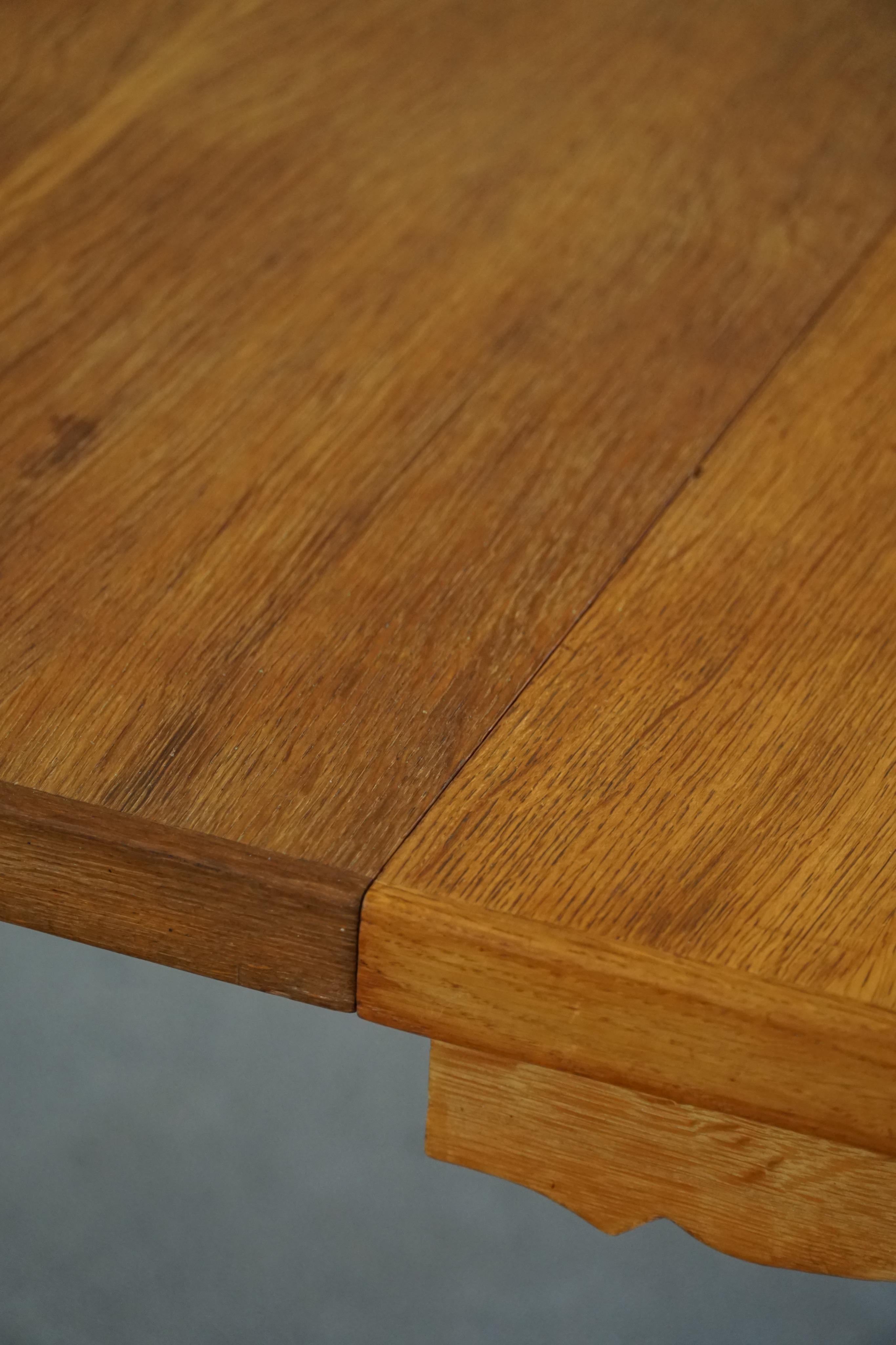 Round Dining Table in Solid Oak with Two Extensions, Danish Mid-Century, 1960s 10