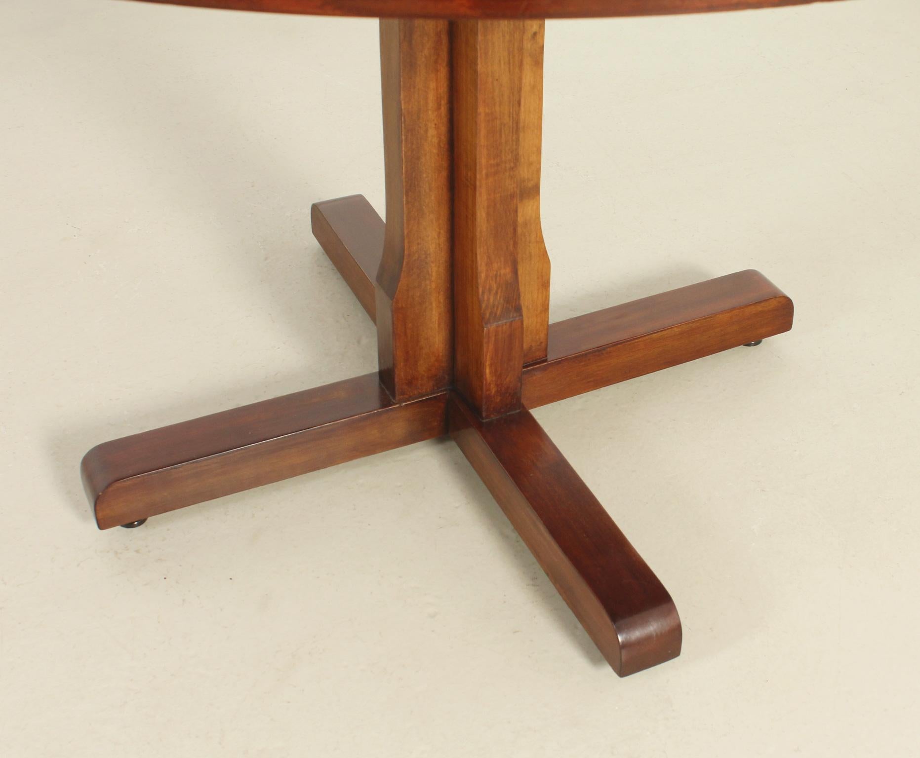 Round Dining Table in Walnut Wood by Jordi Vilanova, Spain, 1960's For Sale 5