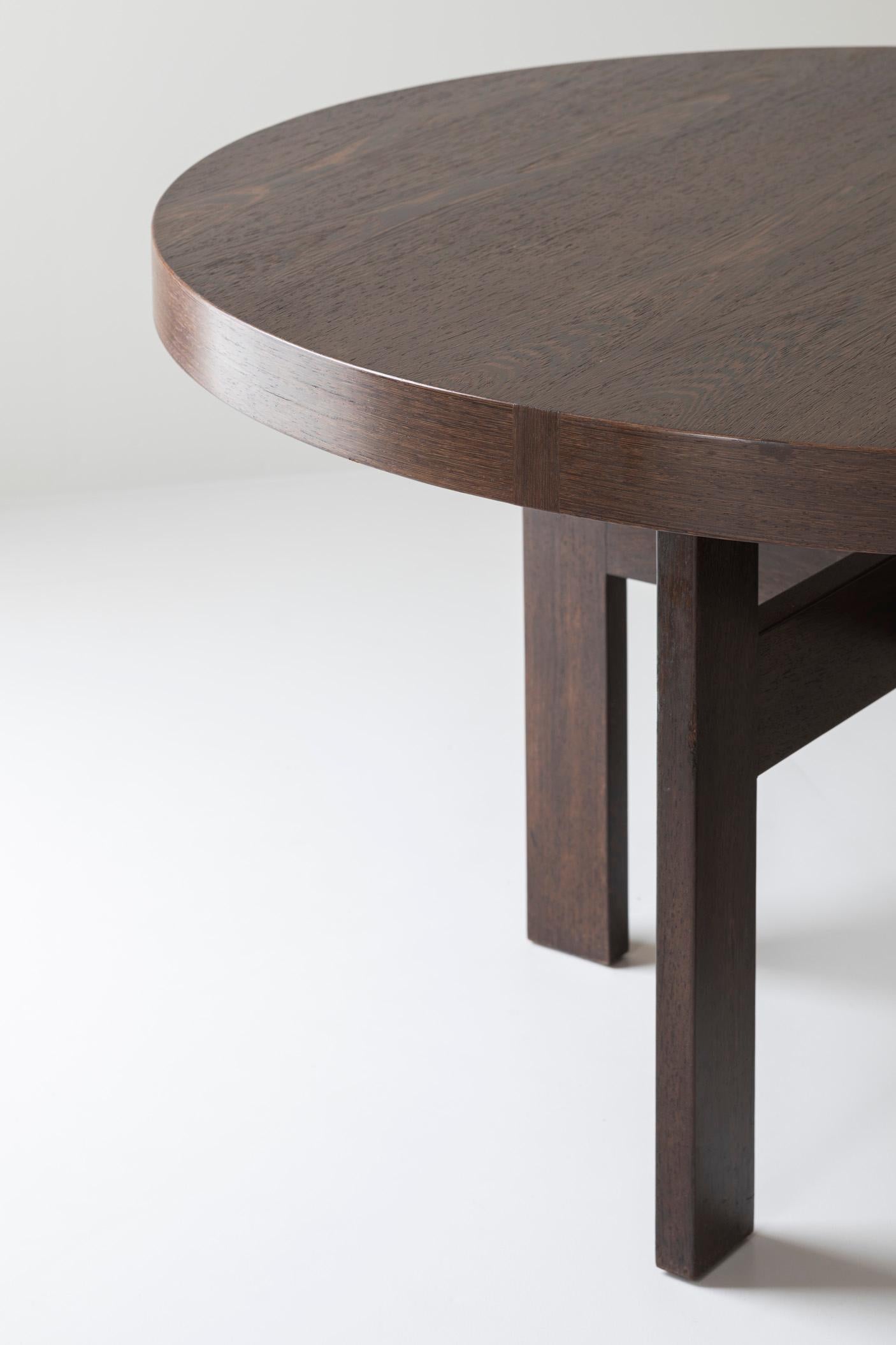 Belgian Round dining table in wengé, Dutch design from the 1960s.