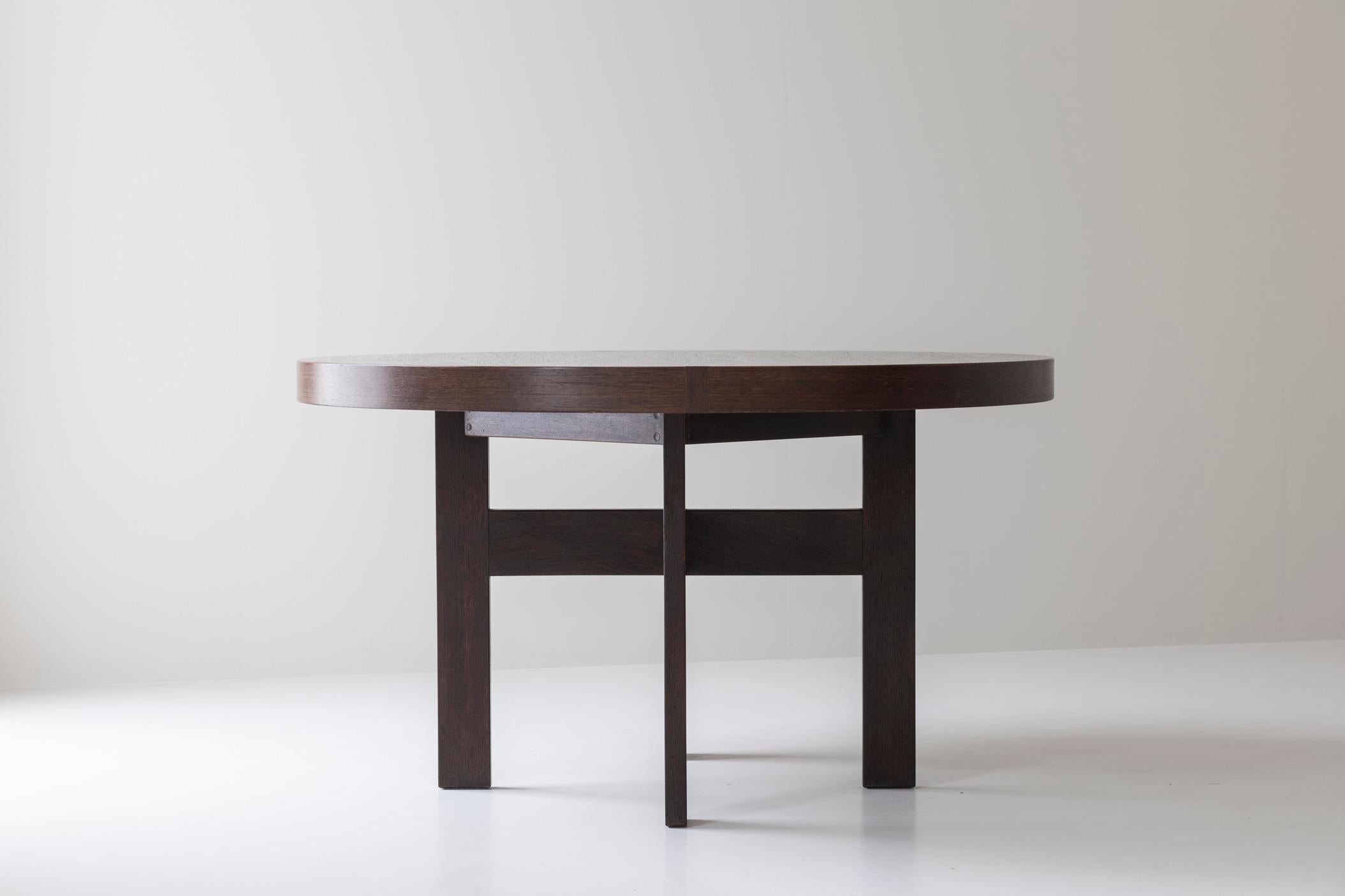 Round dining table in wengé, Dutch design from the 1960s. 2