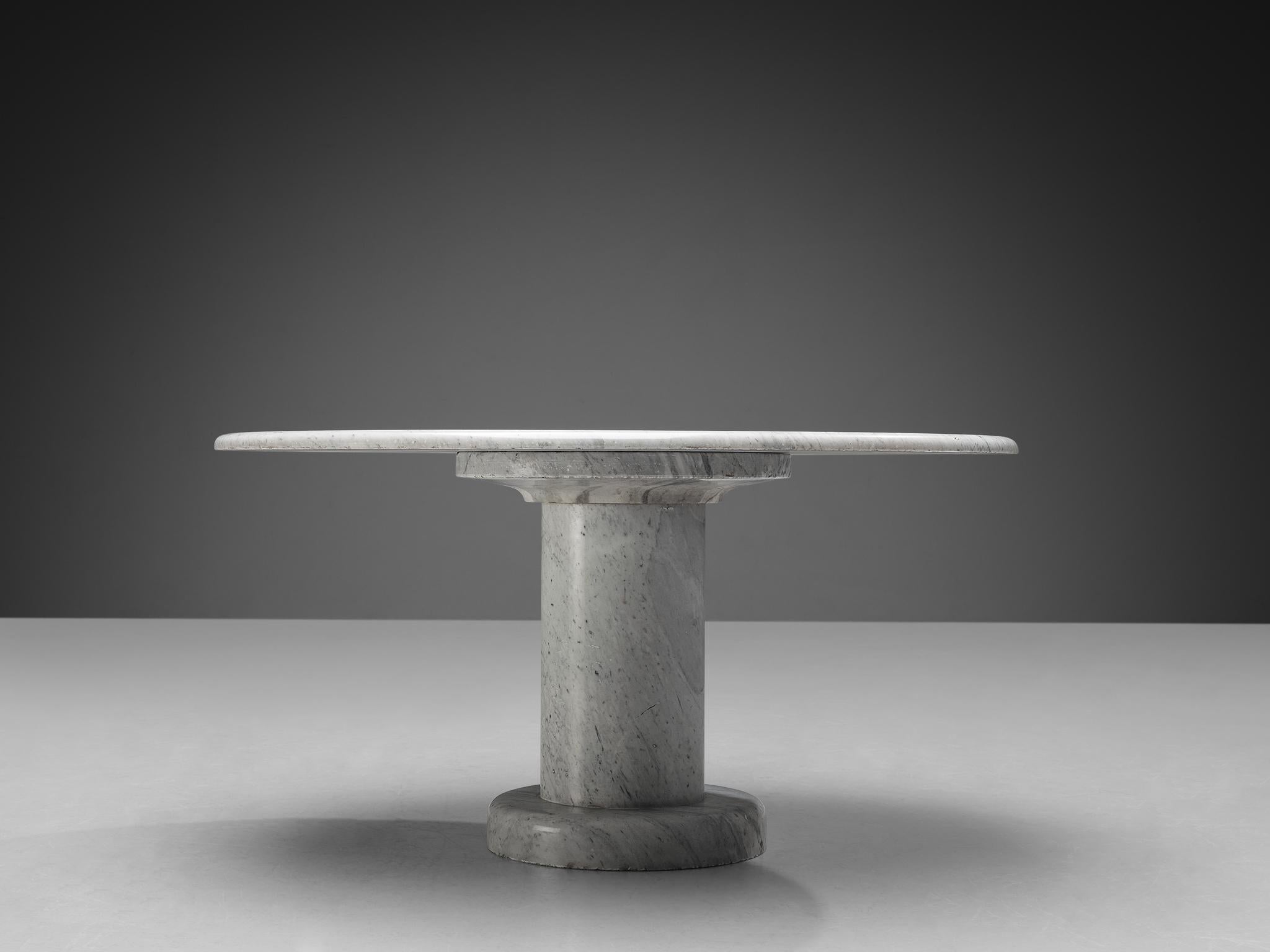 Round Dining Table in White Marble In Good Condition In Waalwijk, NL