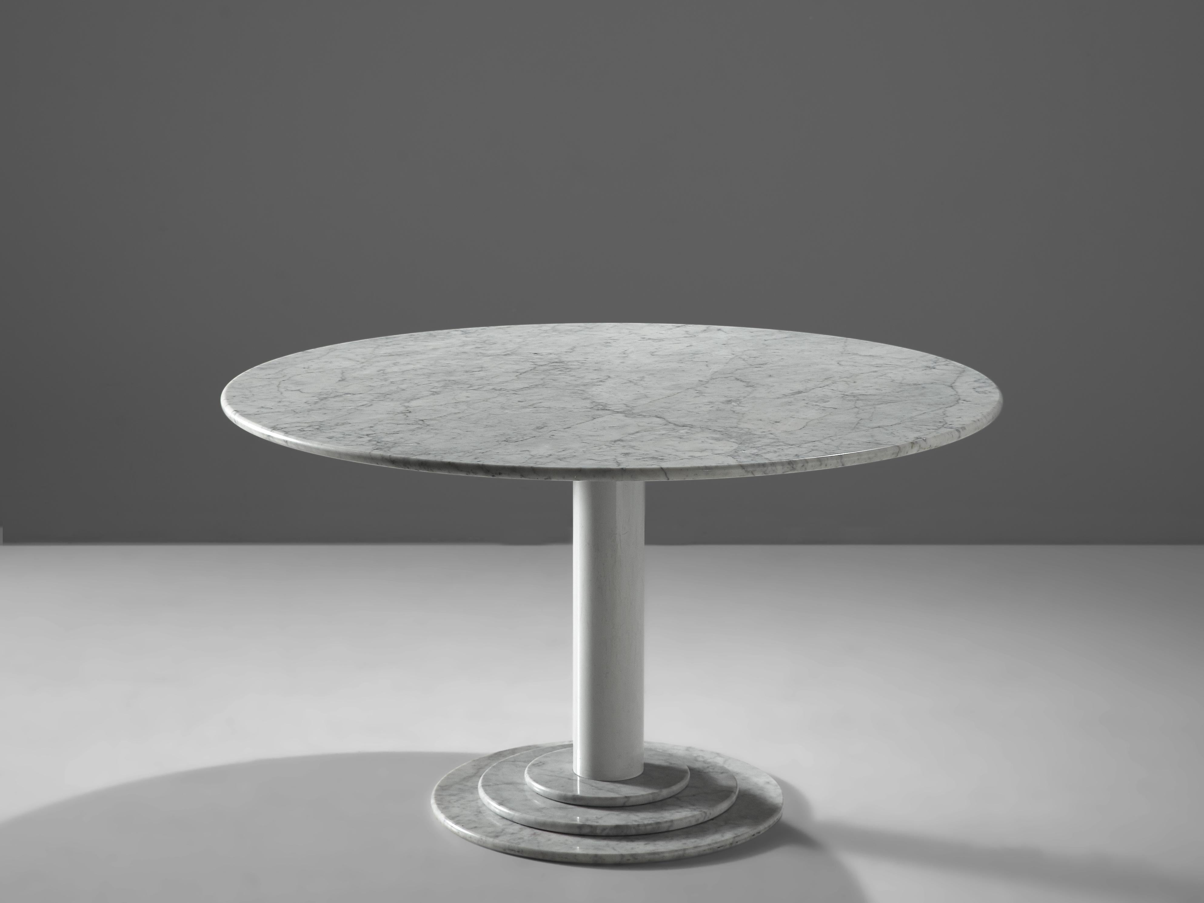 Mid-Century Modern Round Dining Table in White Marble with TON Armchairs in Red Wood