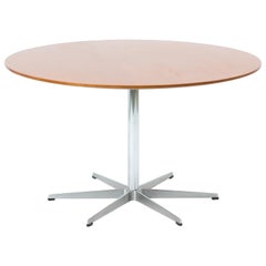 Round Dining Table of Cherrywood, Arne Jacobsen Hein and Mathsson Fritz Hansen