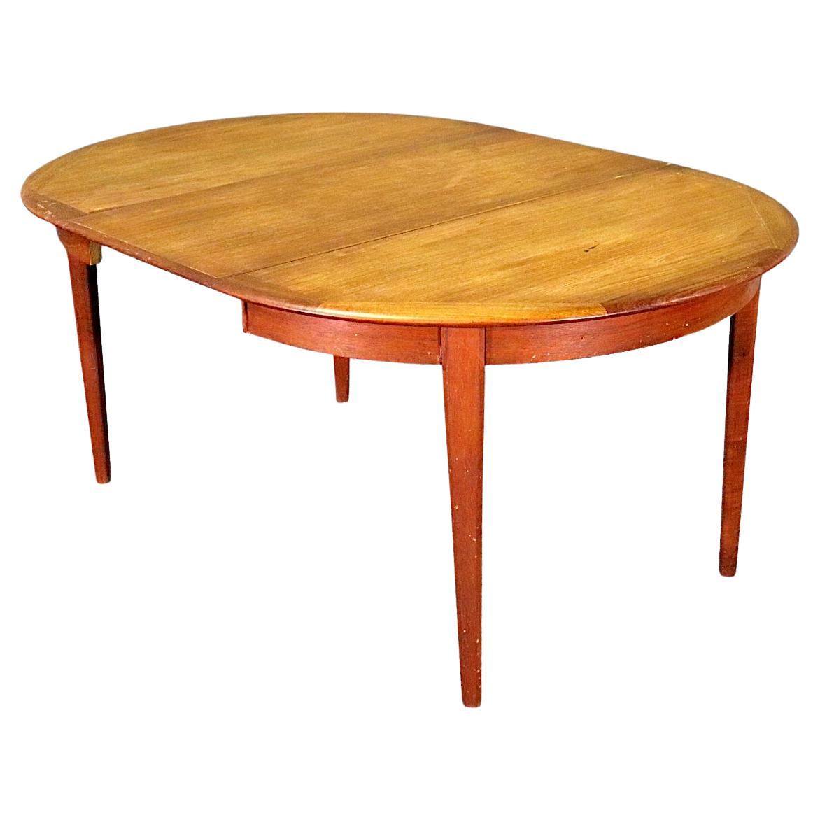 Round Dining Table w/ Leaf For Sale